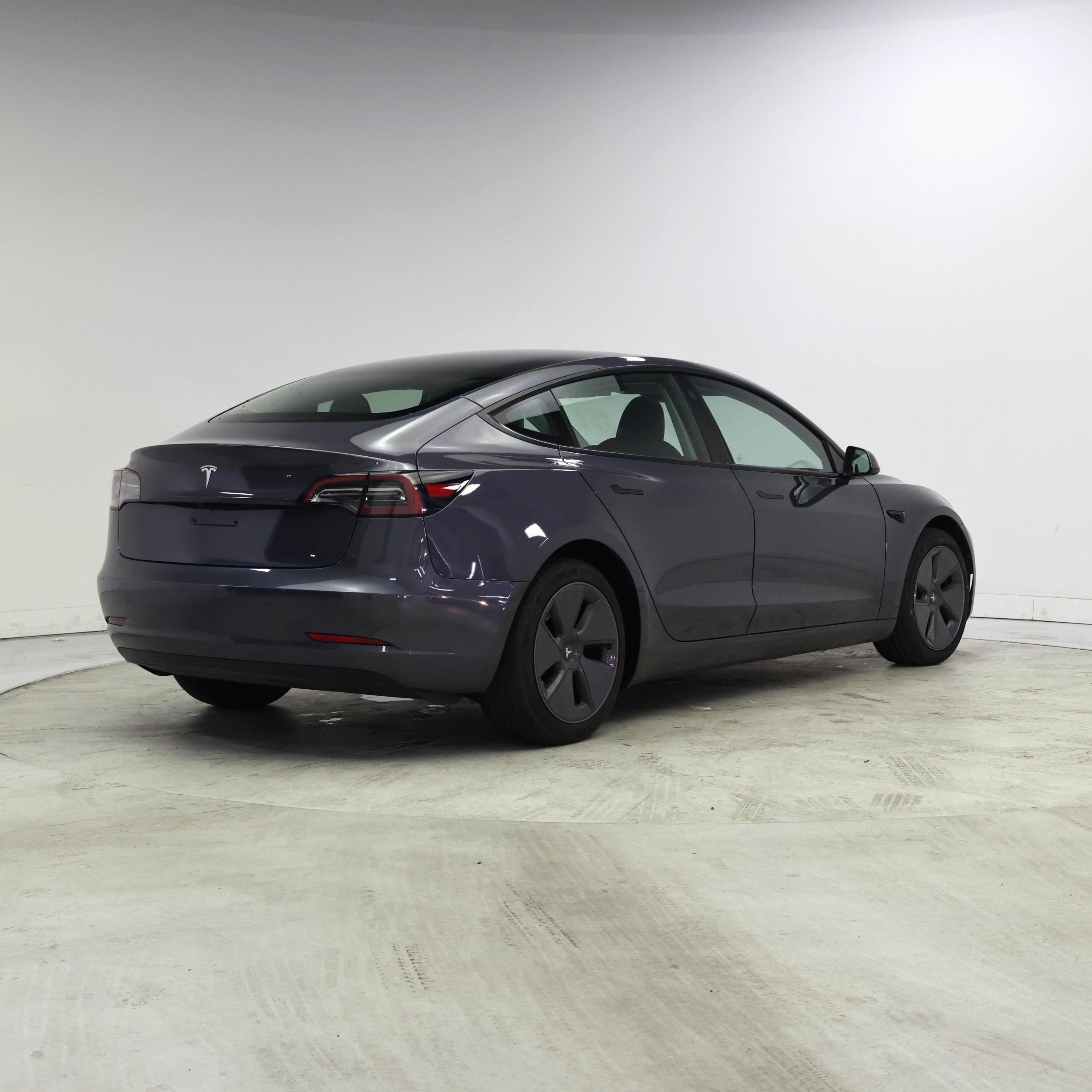 Thumbnail: 2023 Tesla Model 3 - 8