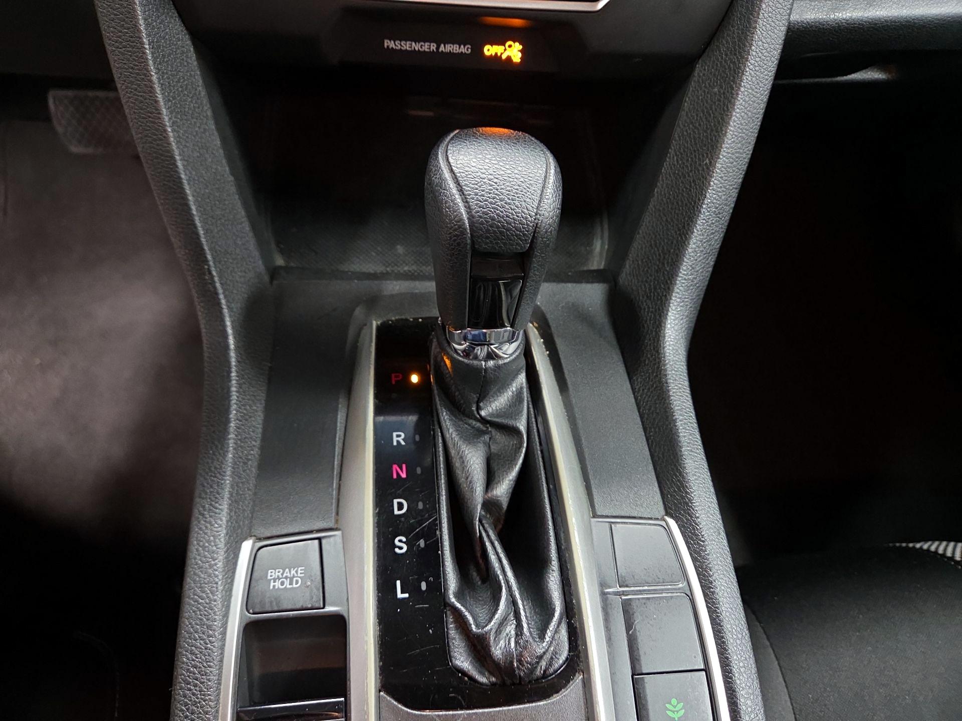 Thumbnail: 2019 Honda Civic - 17