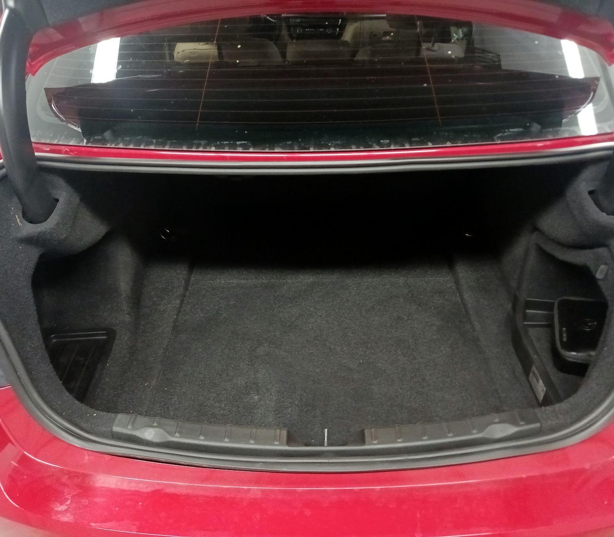Trunk/Cargo (Seats Up)