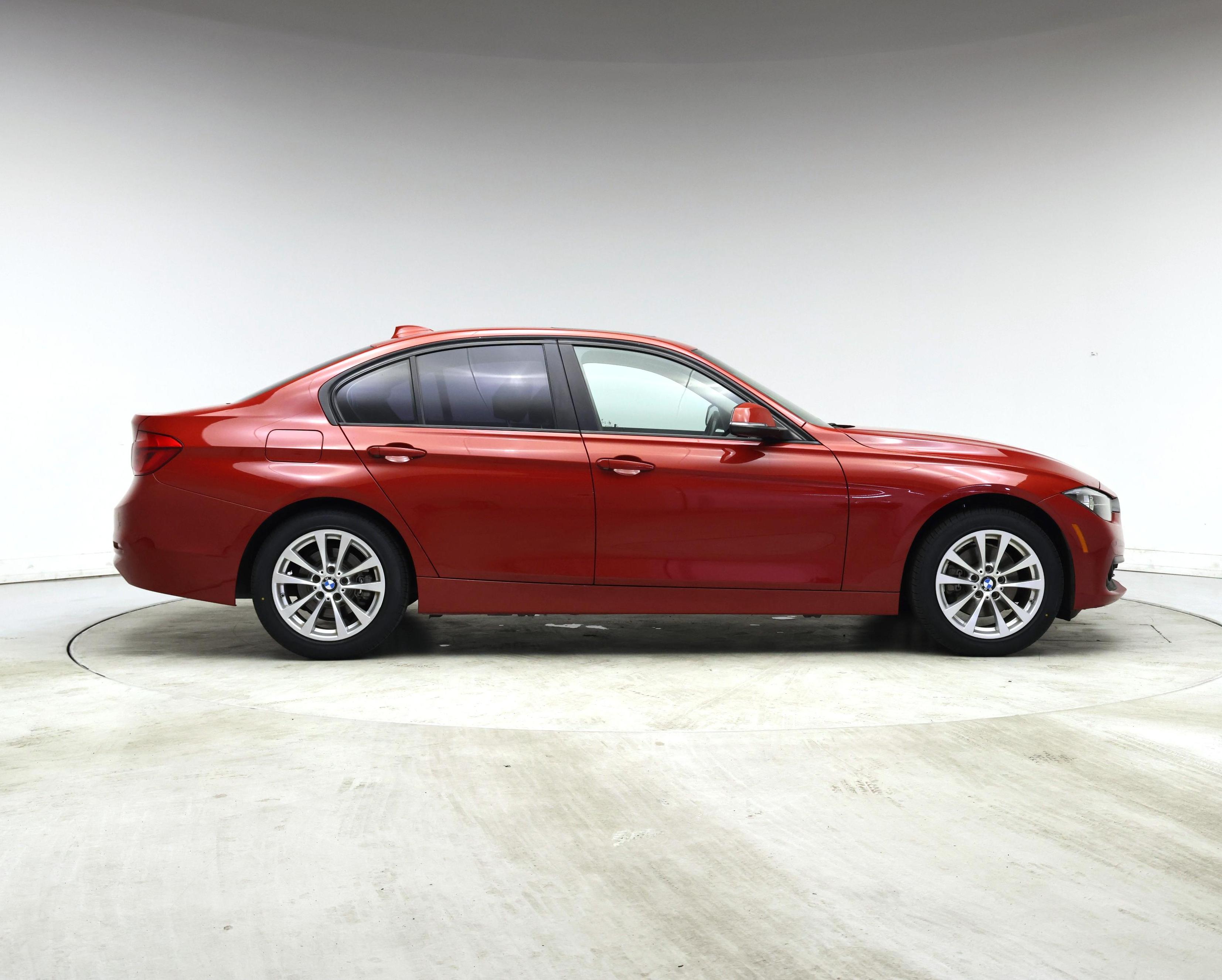 Thumbnail: 2017 BMW 3 Series - 7
