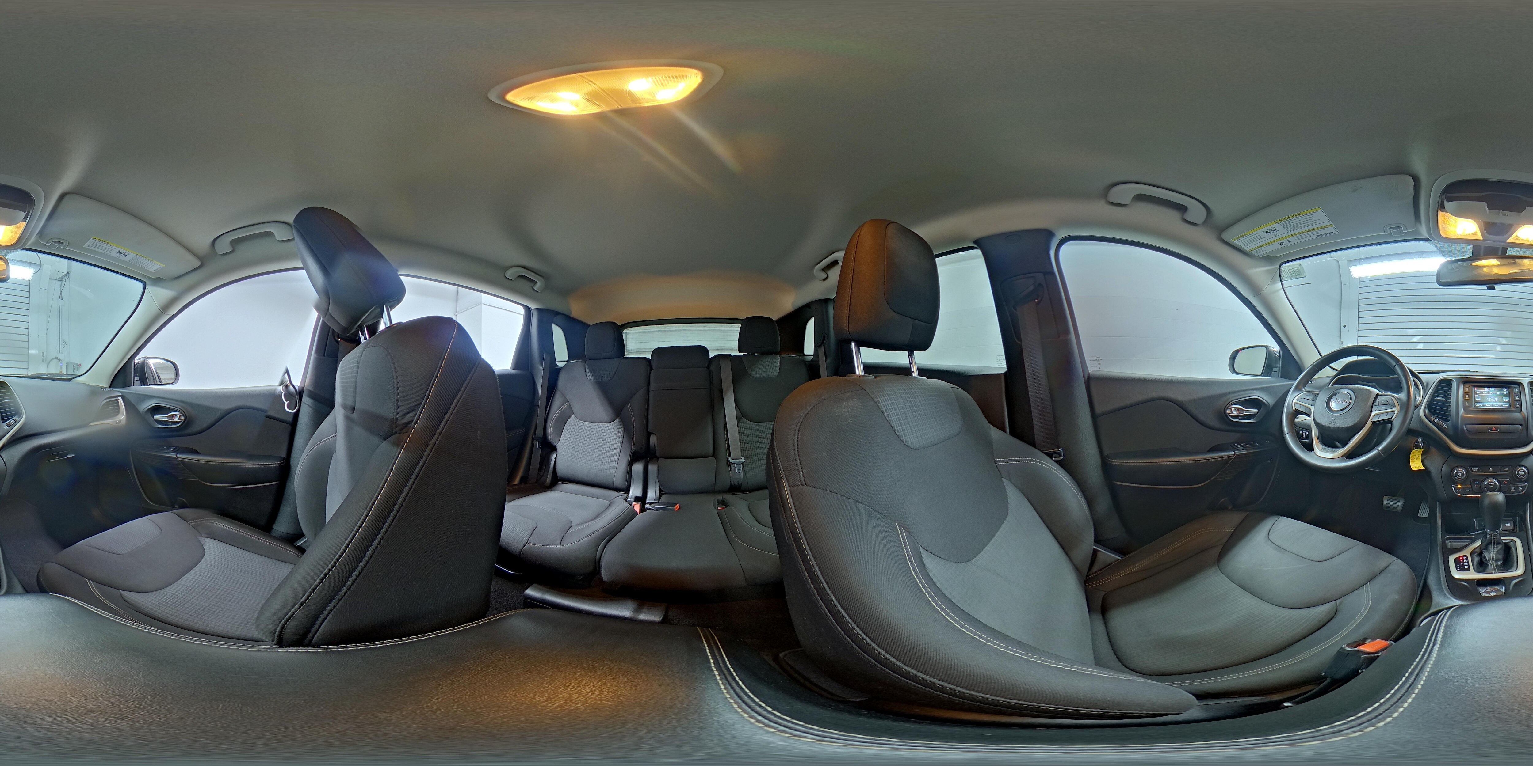 2015 Jeep Cherokee Latitude - Photo 23