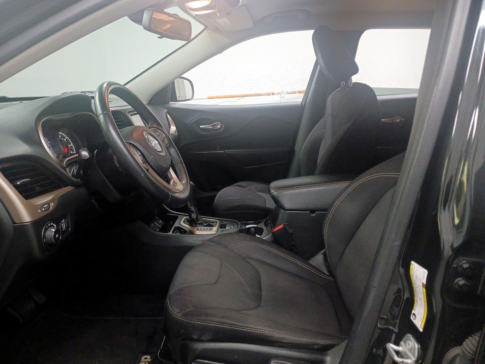 2015 Jeep Cherokee Latitude - Photo 12