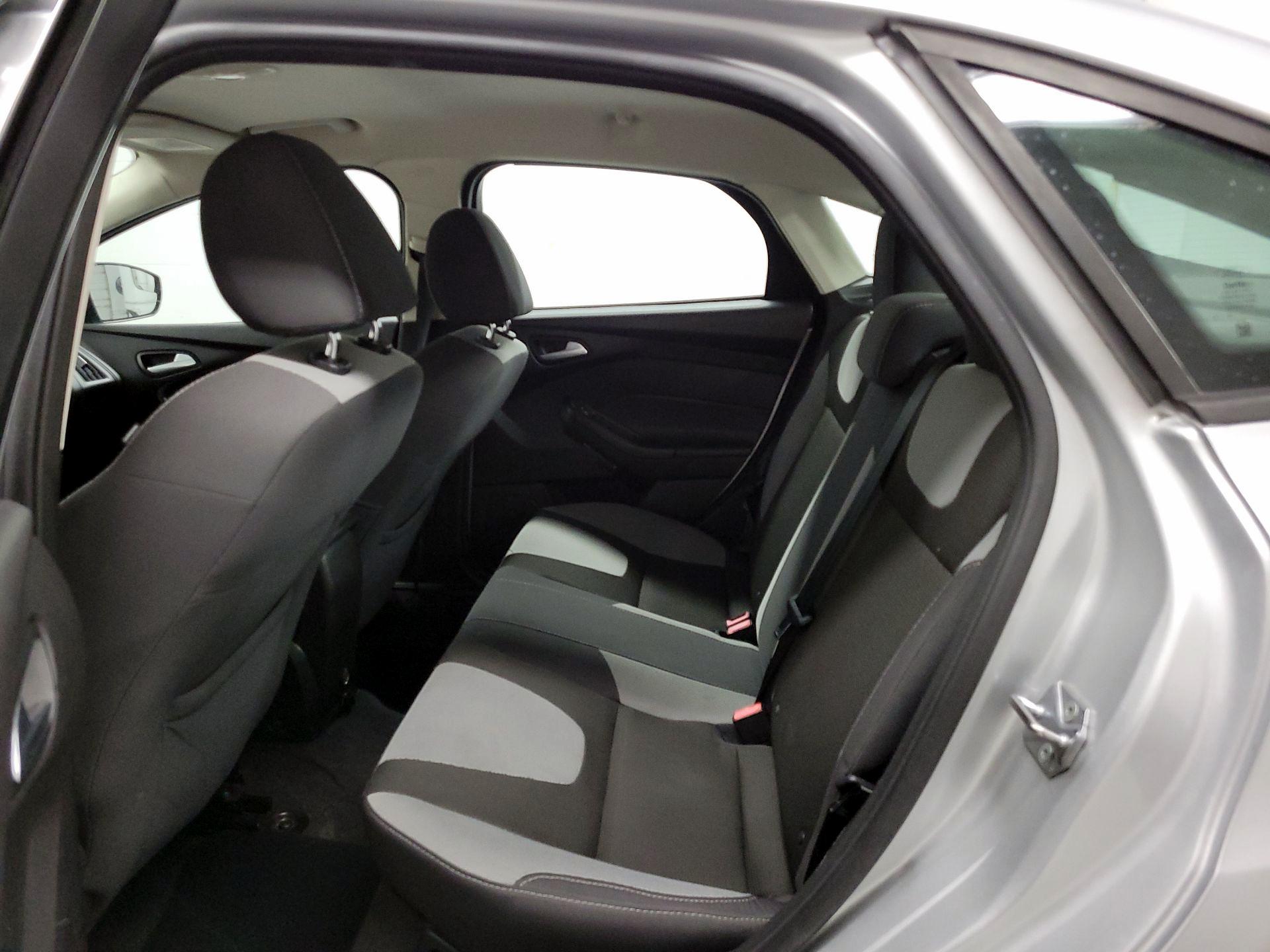 Thumbnail: 2014 Ford Focus - 16
