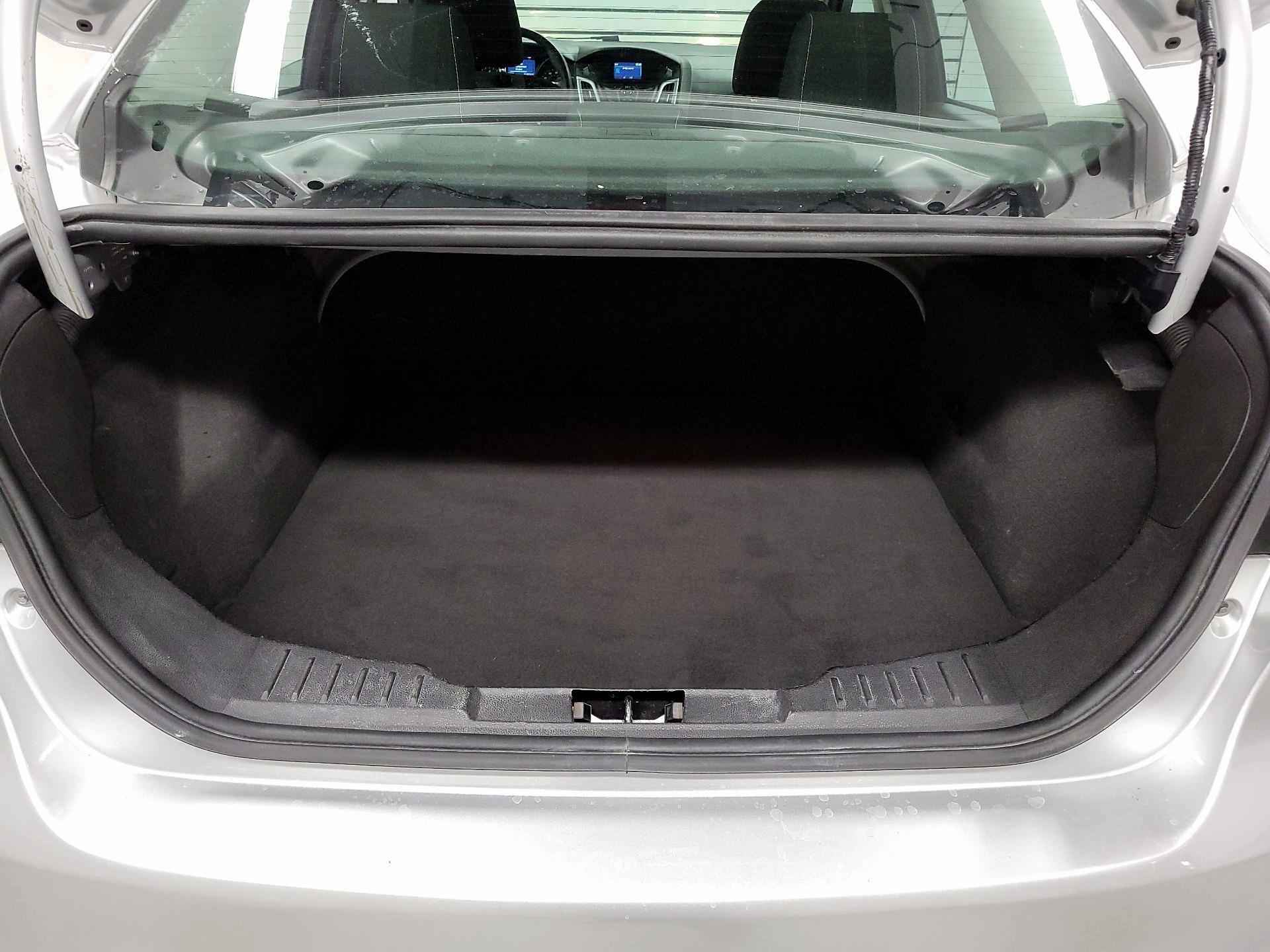 Thumbnail: 2014 Ford Focus - 17