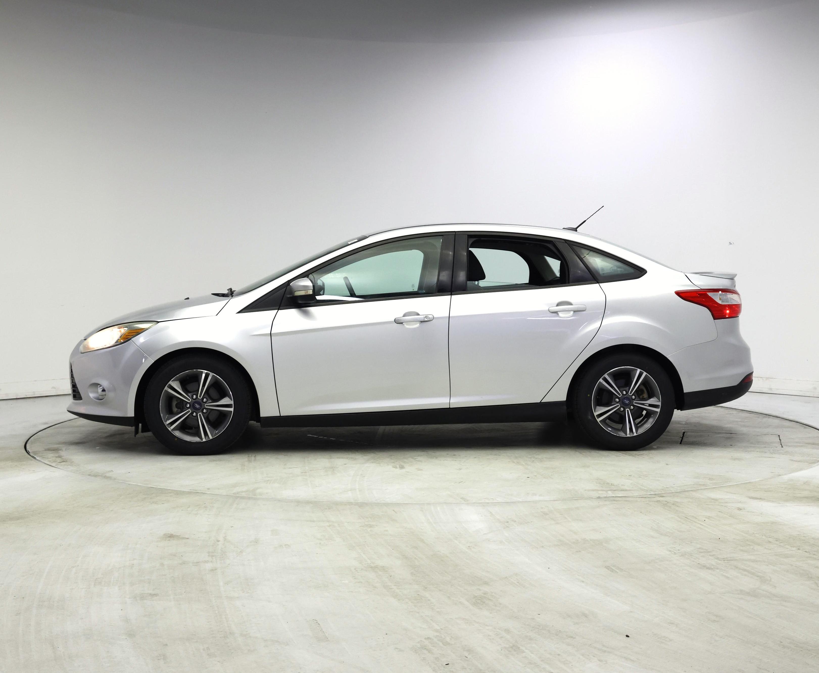 Thumbnail: 2014 Ford Focus - 3