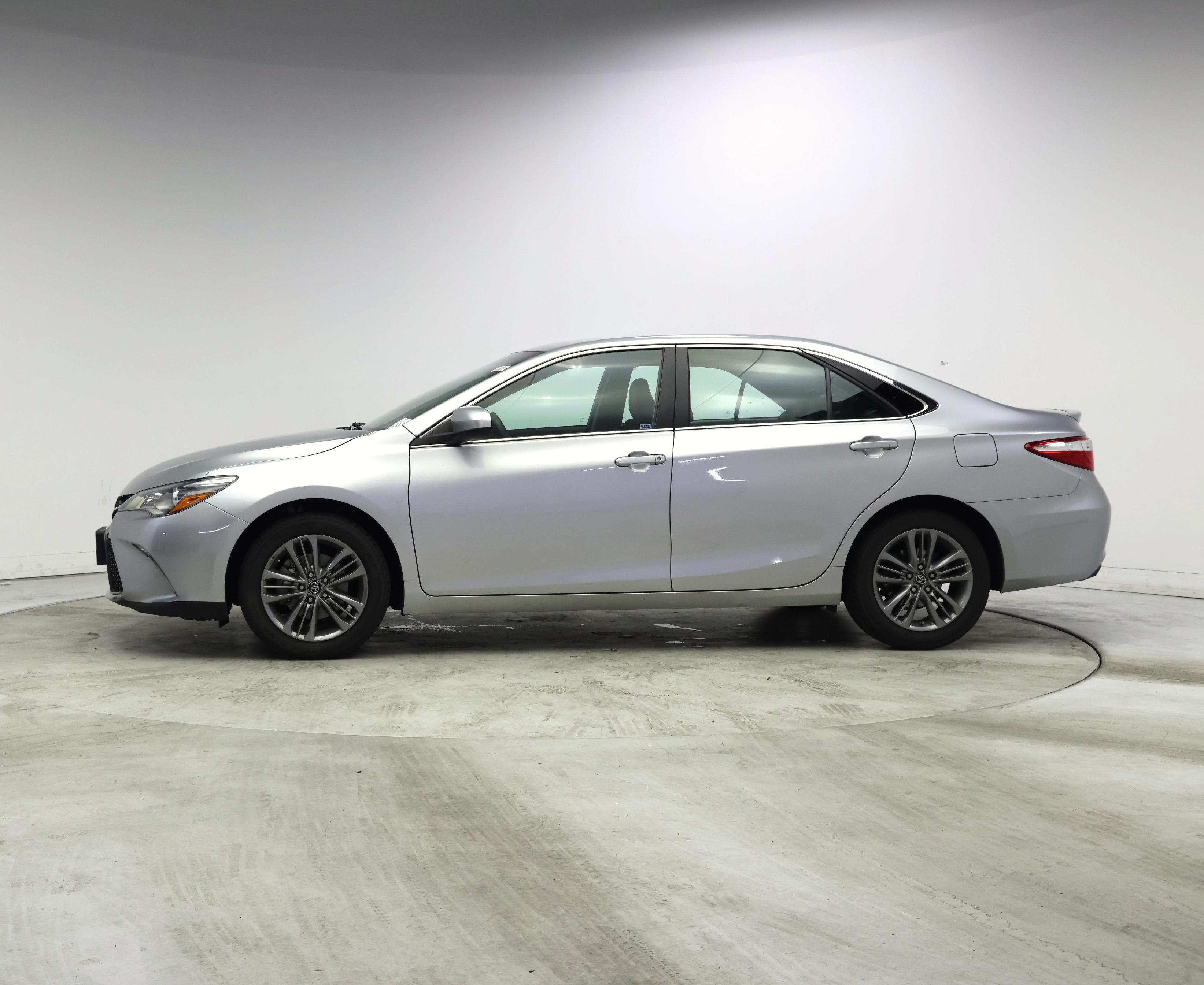 Thumbnail: 2017 Toyota Camry - 3