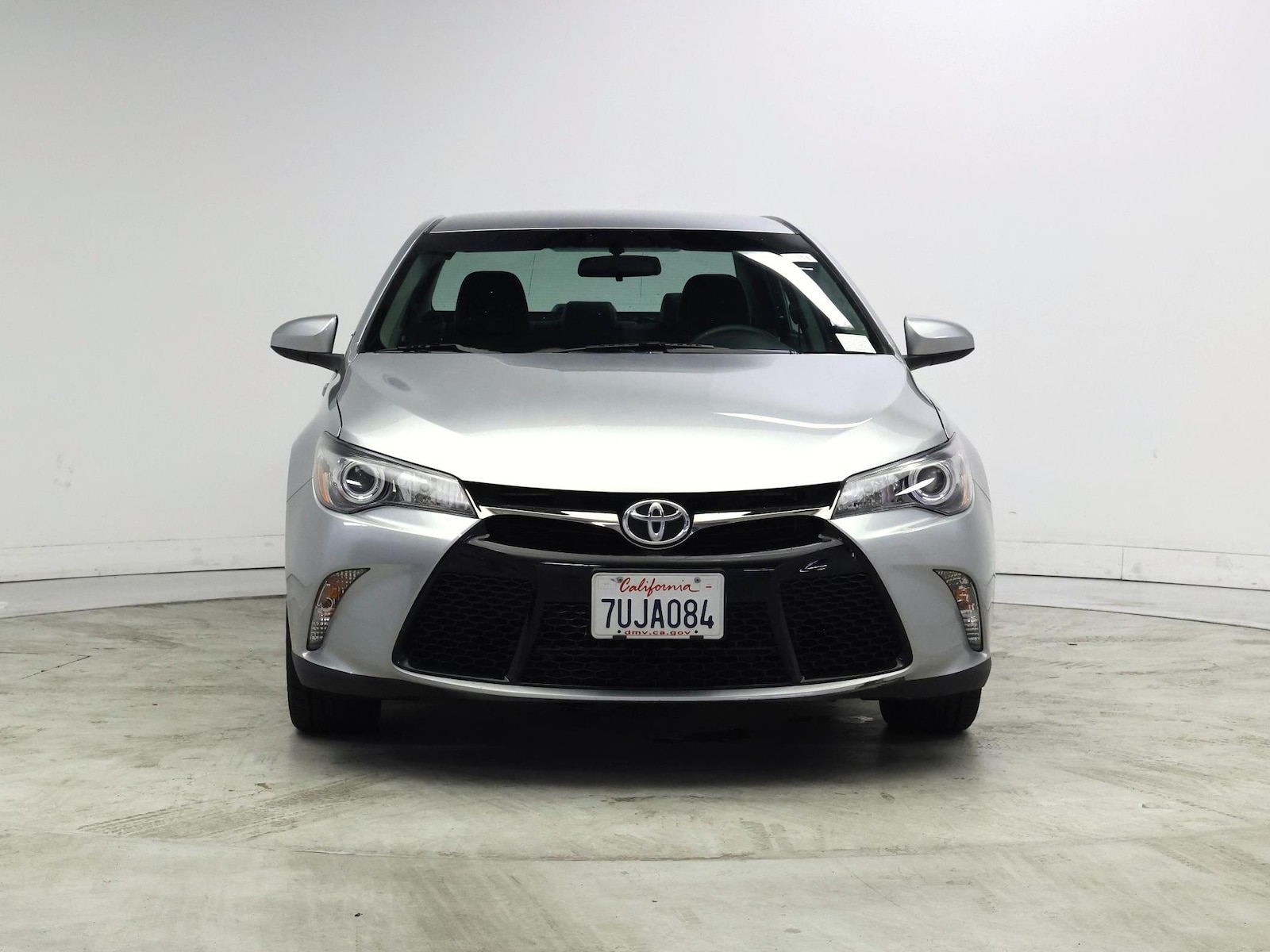 2017 Toyota Camry SE - Photo 6