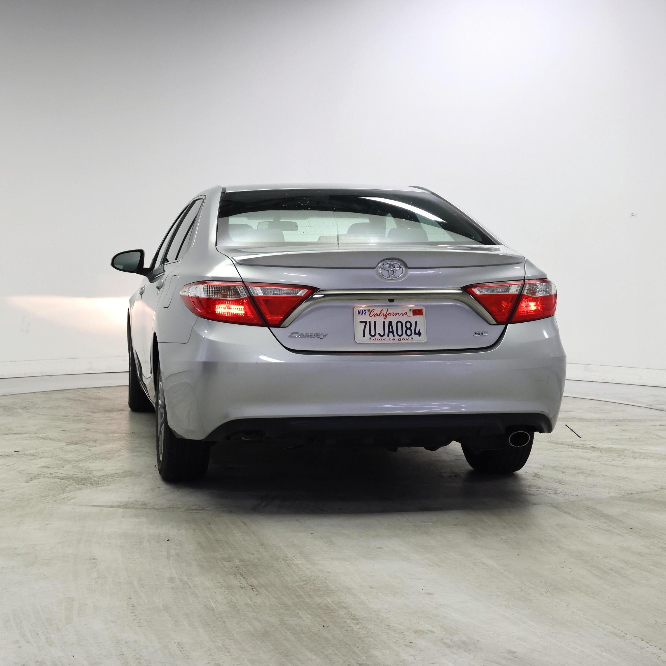 Thumbnail: 2017 Toyota Camry - 6