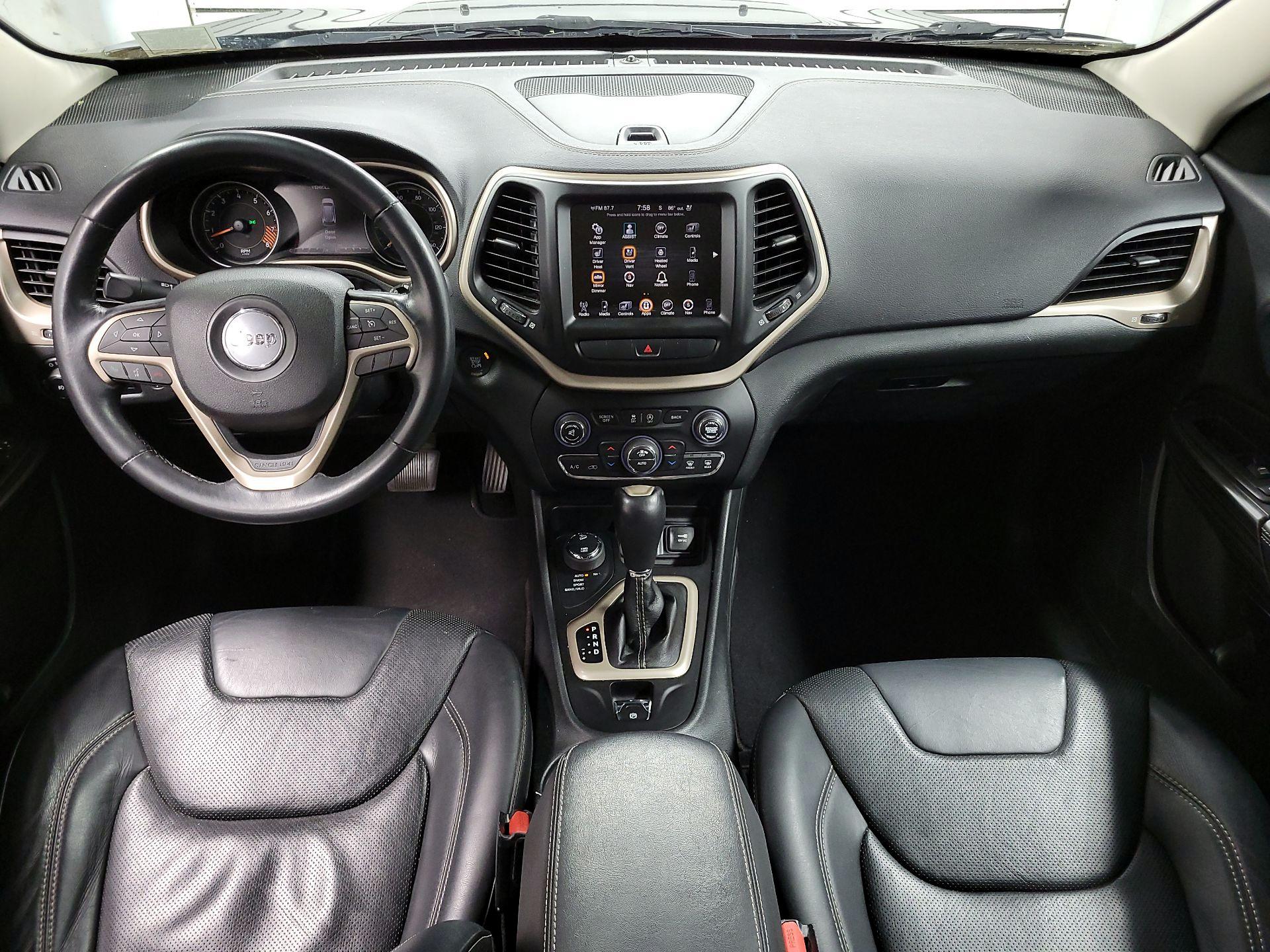 Thumbnail: 2015 Jeep Cherokee - 9