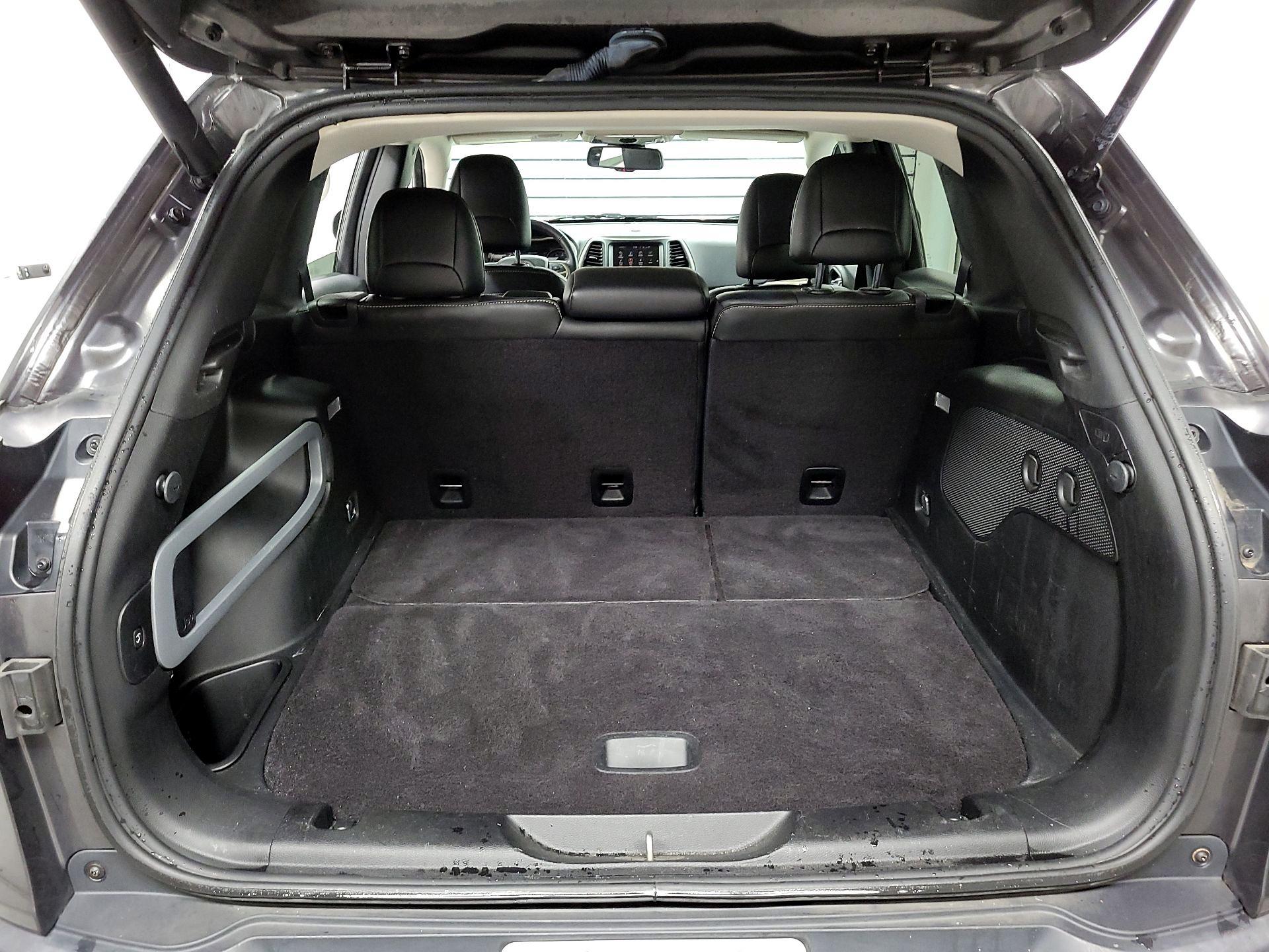 Thumbnail: 2015 Jeep Cherokee - 17
