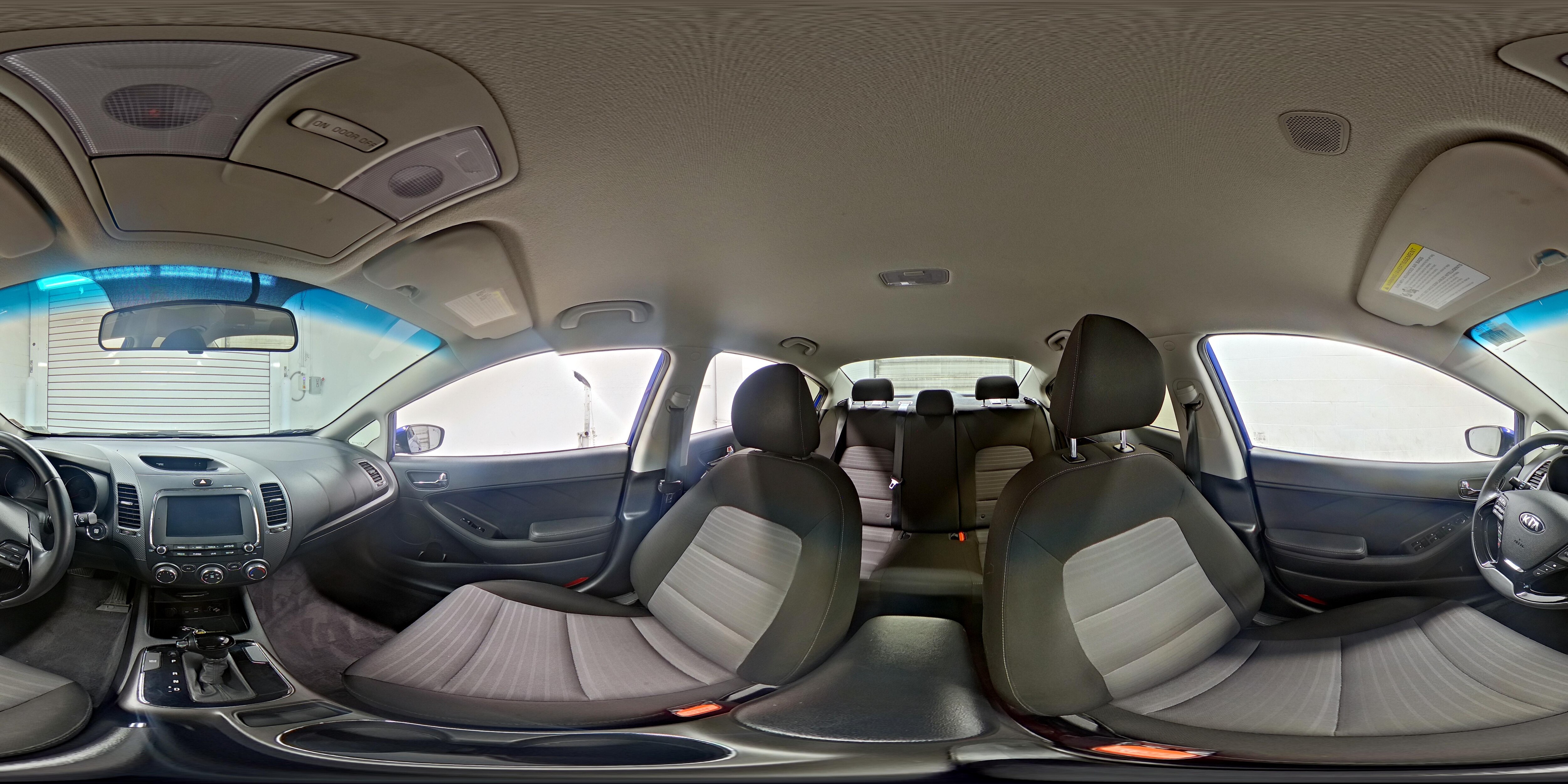 2017 Kia Forte S - Photo 22