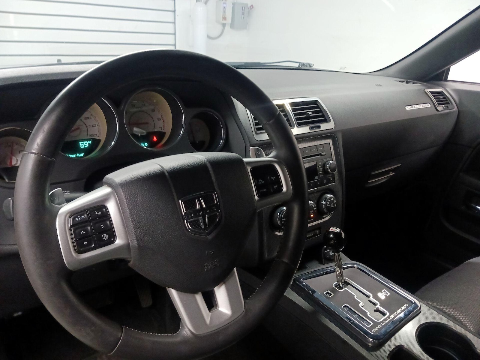 2014 Dodge Challenger R/T - Photo 10