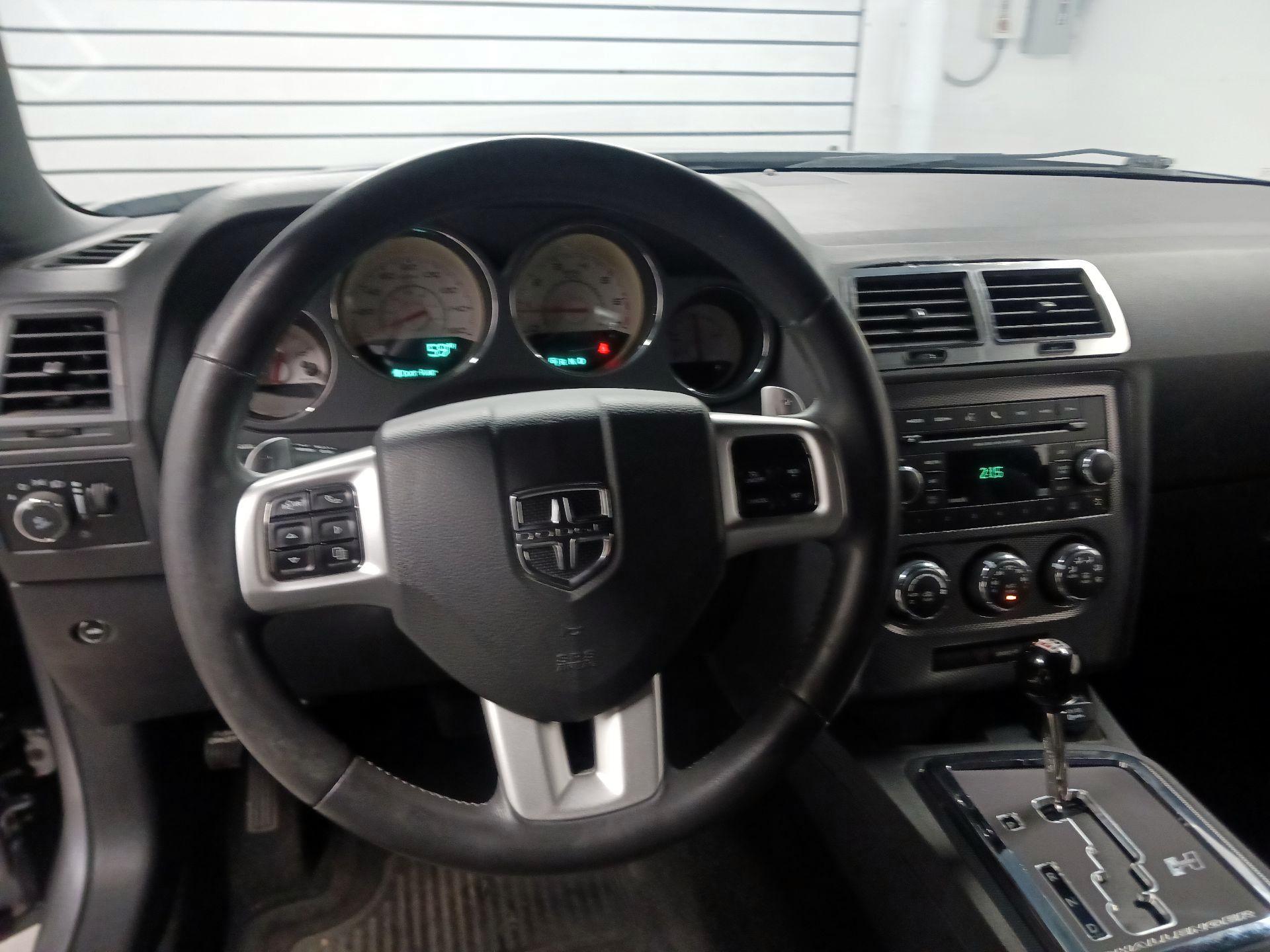 Thumbnail: 2014 Dodge Challenger - 10