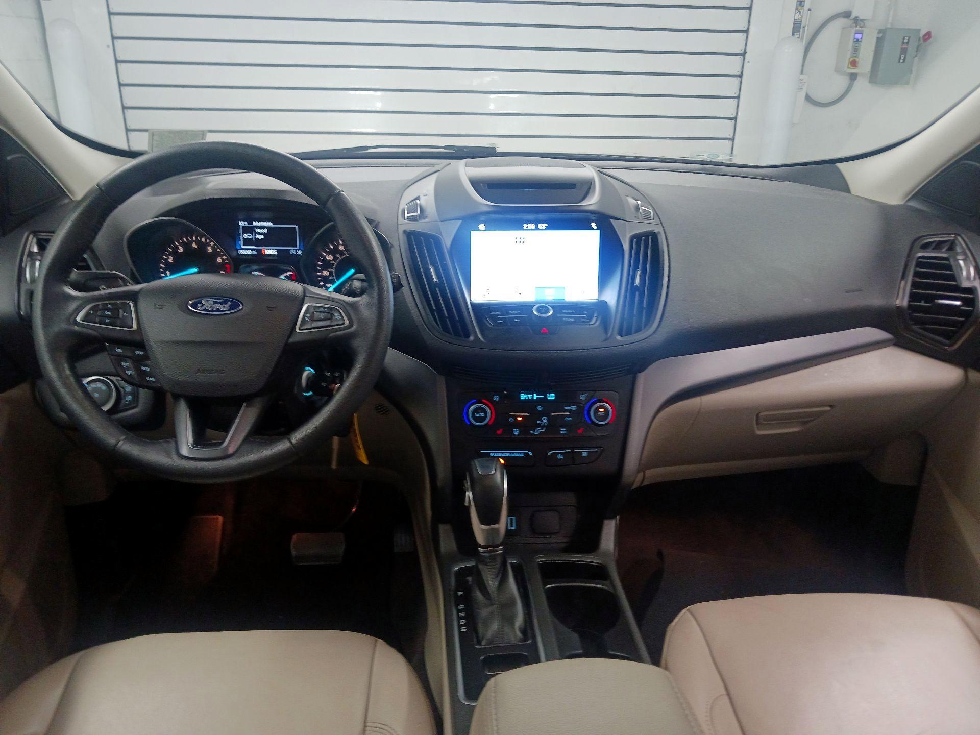 Thumbnail: 2018 Ford Escape - 9
