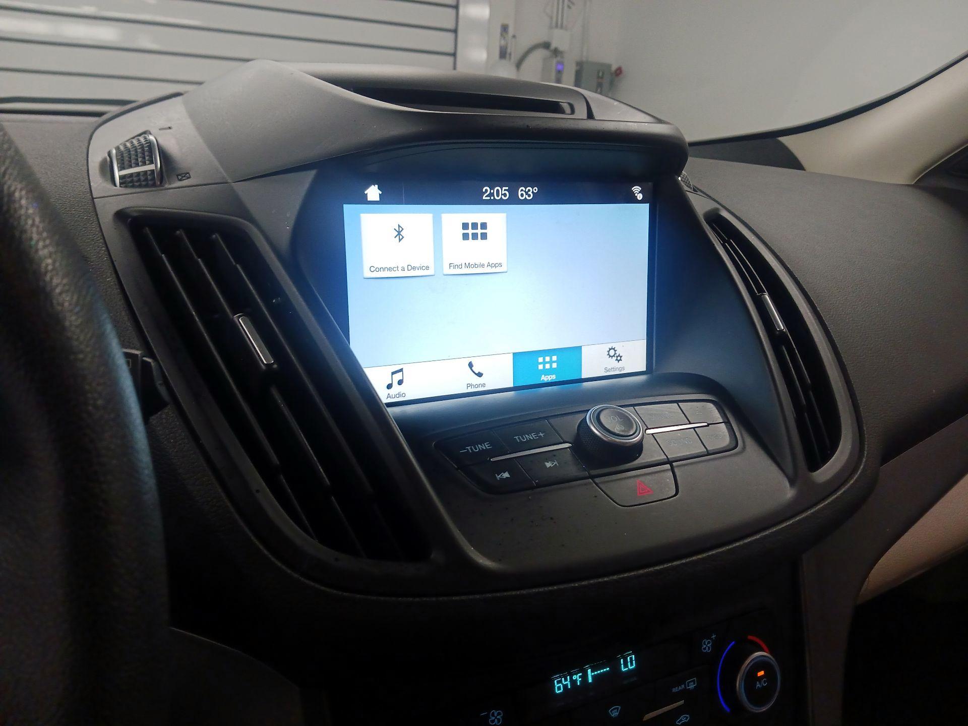 Thumbnail: 2018 Ford Escape - 15