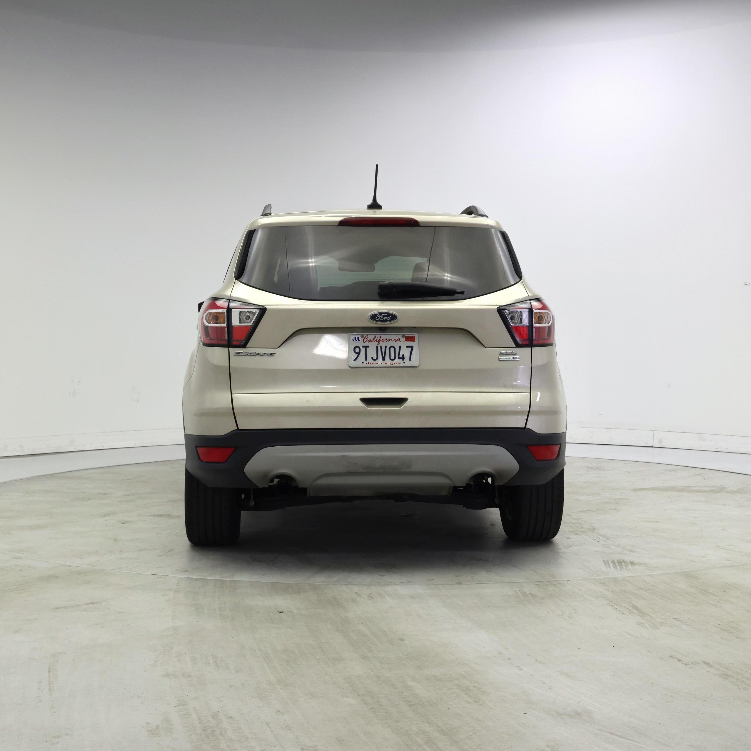 Thumbnail: 2018 Ford Escape - 6
