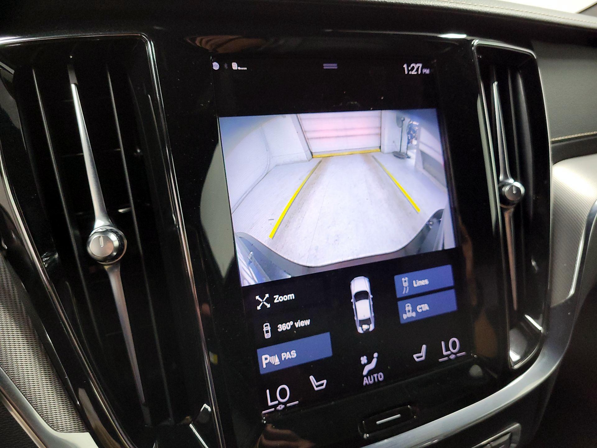 Thumbnail: 2021 Volvo S60 - 15