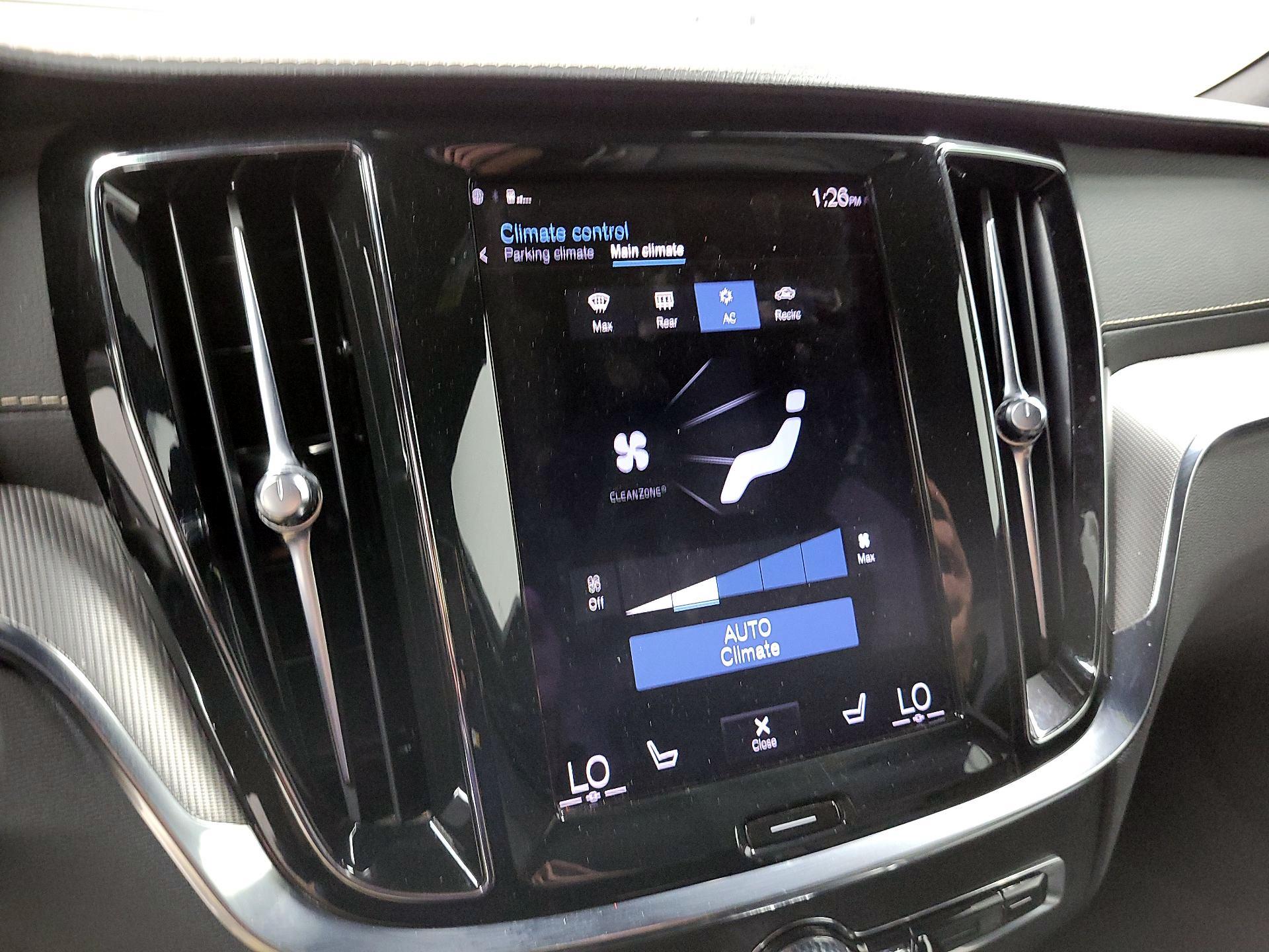 Thumbnail: 2021 Volvo S60 - 17