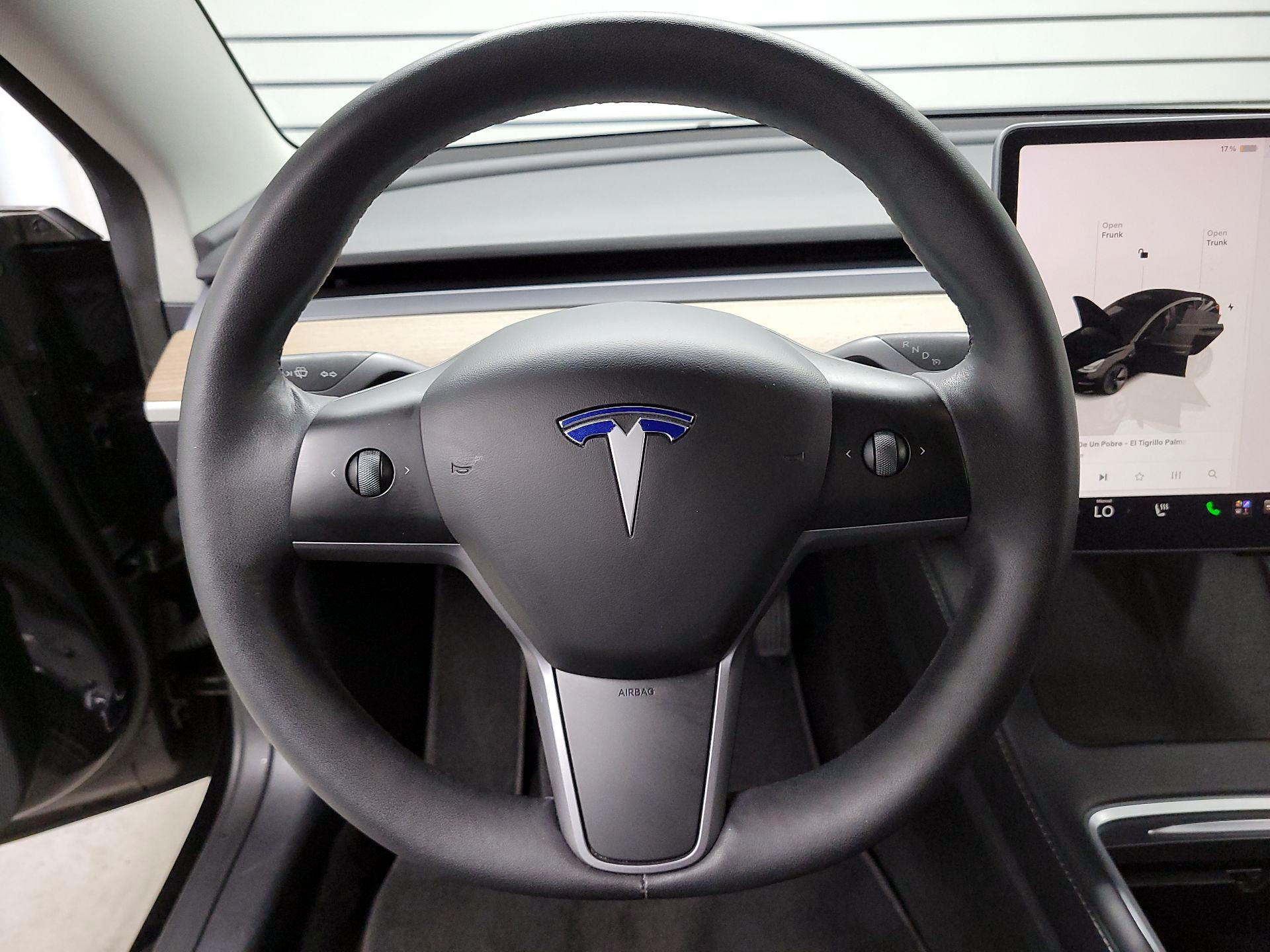 Thumbnail: 2022 Tesla Model 3 - 10