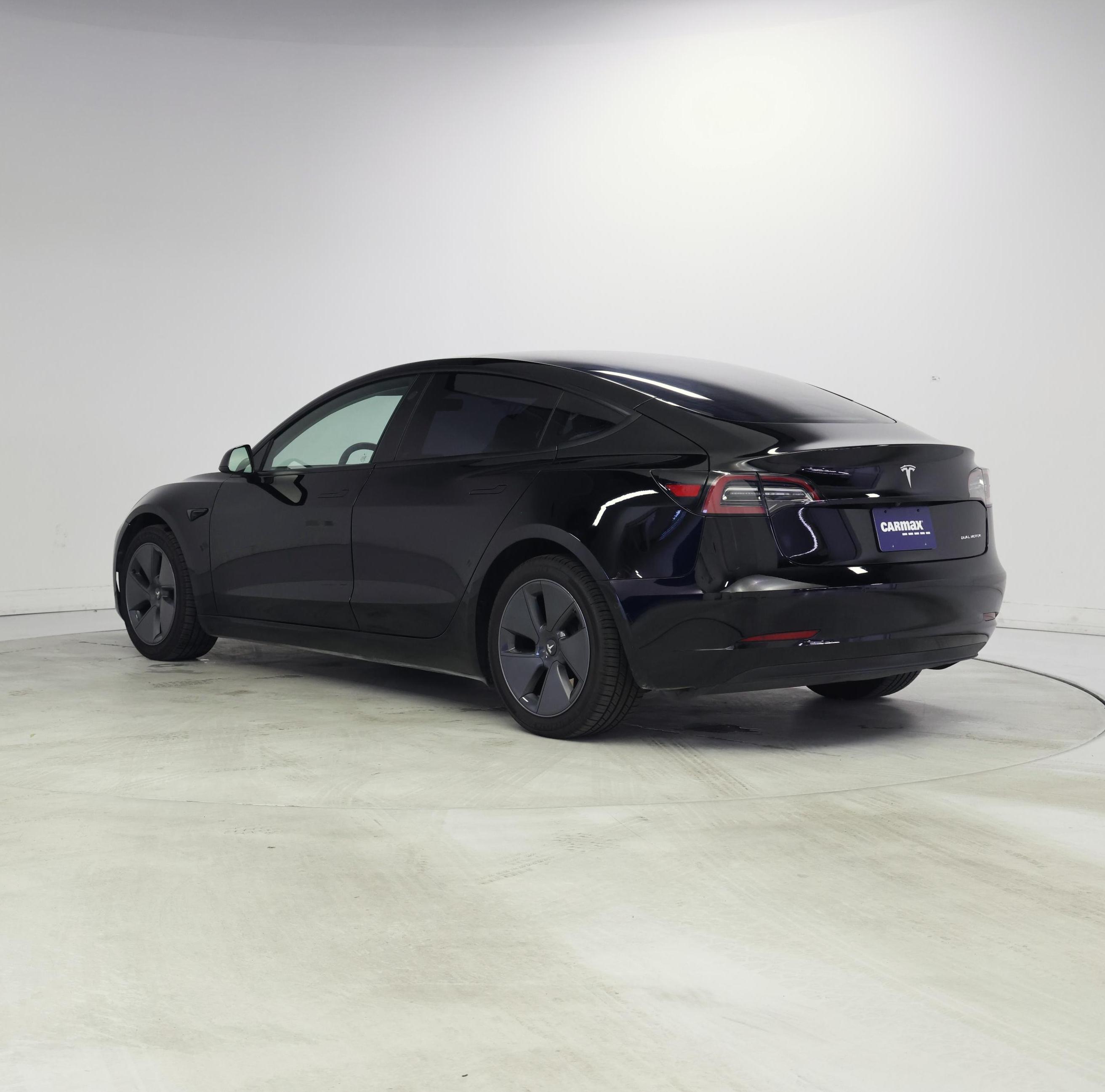 Thumbnail: 2022 Tesla Model 3 - 2