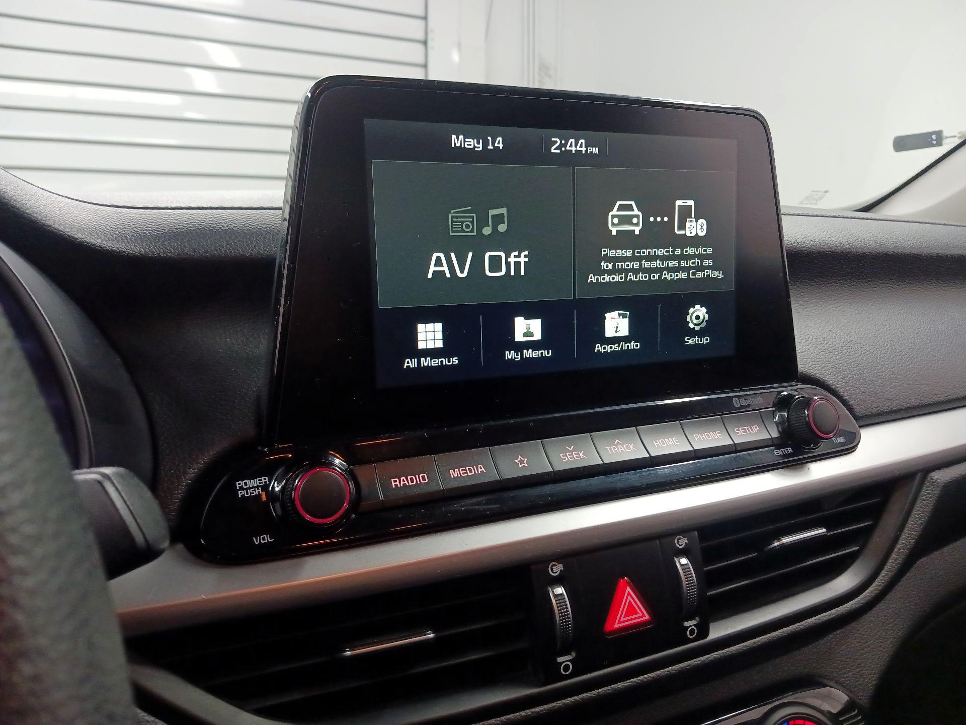 Thumbnail: 2019 Kia Forte - 15