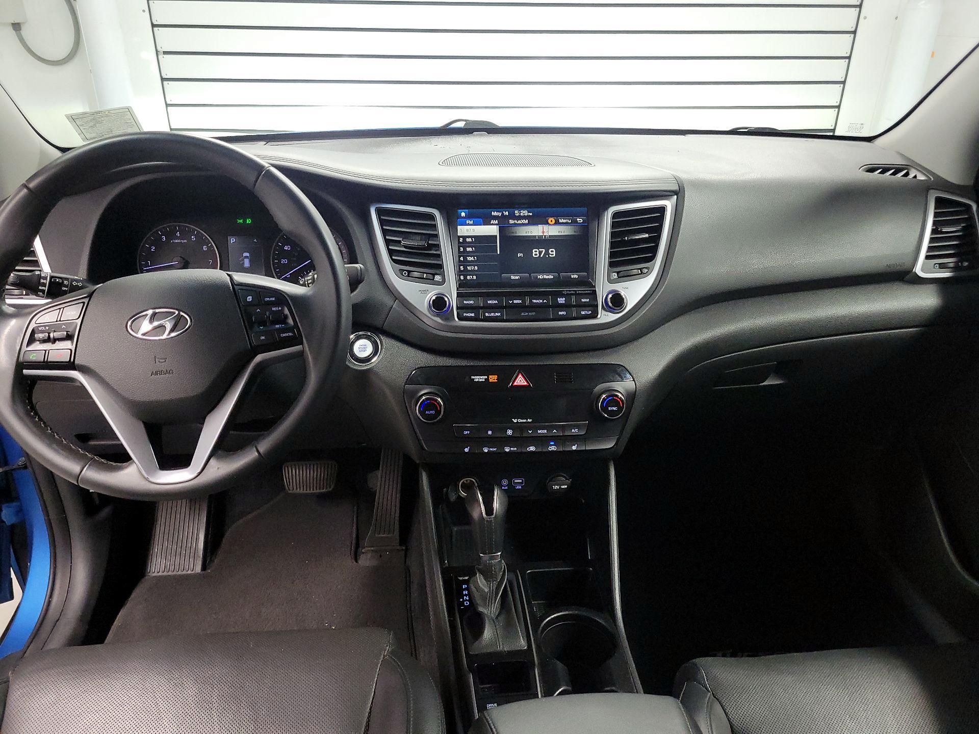 Thumbnail: 2016 Hyundai Tucson - 9