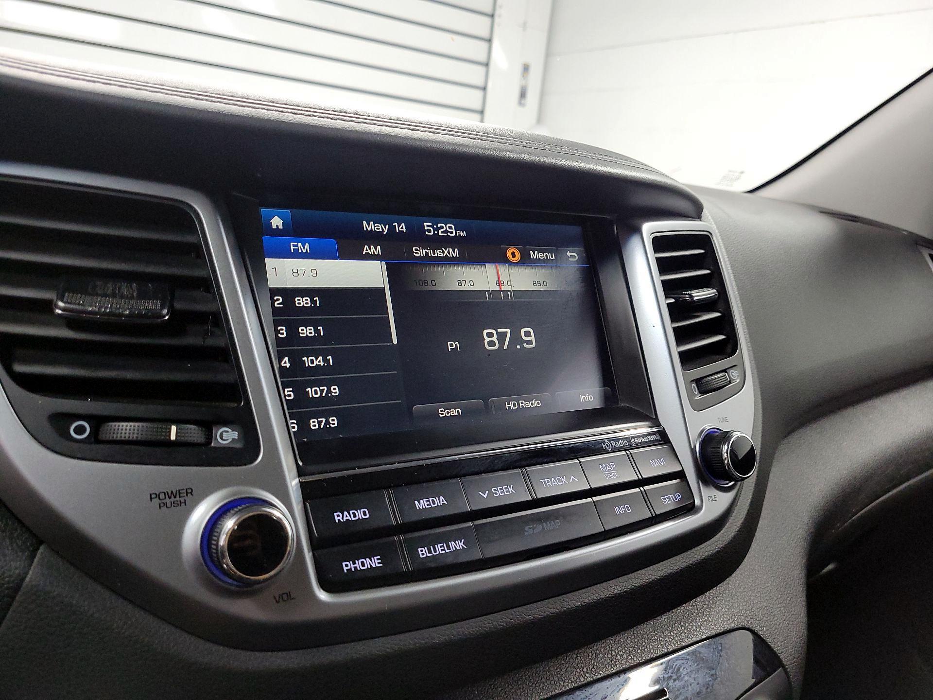 Thumbnail: 2016 Hyundai Tucson - 13