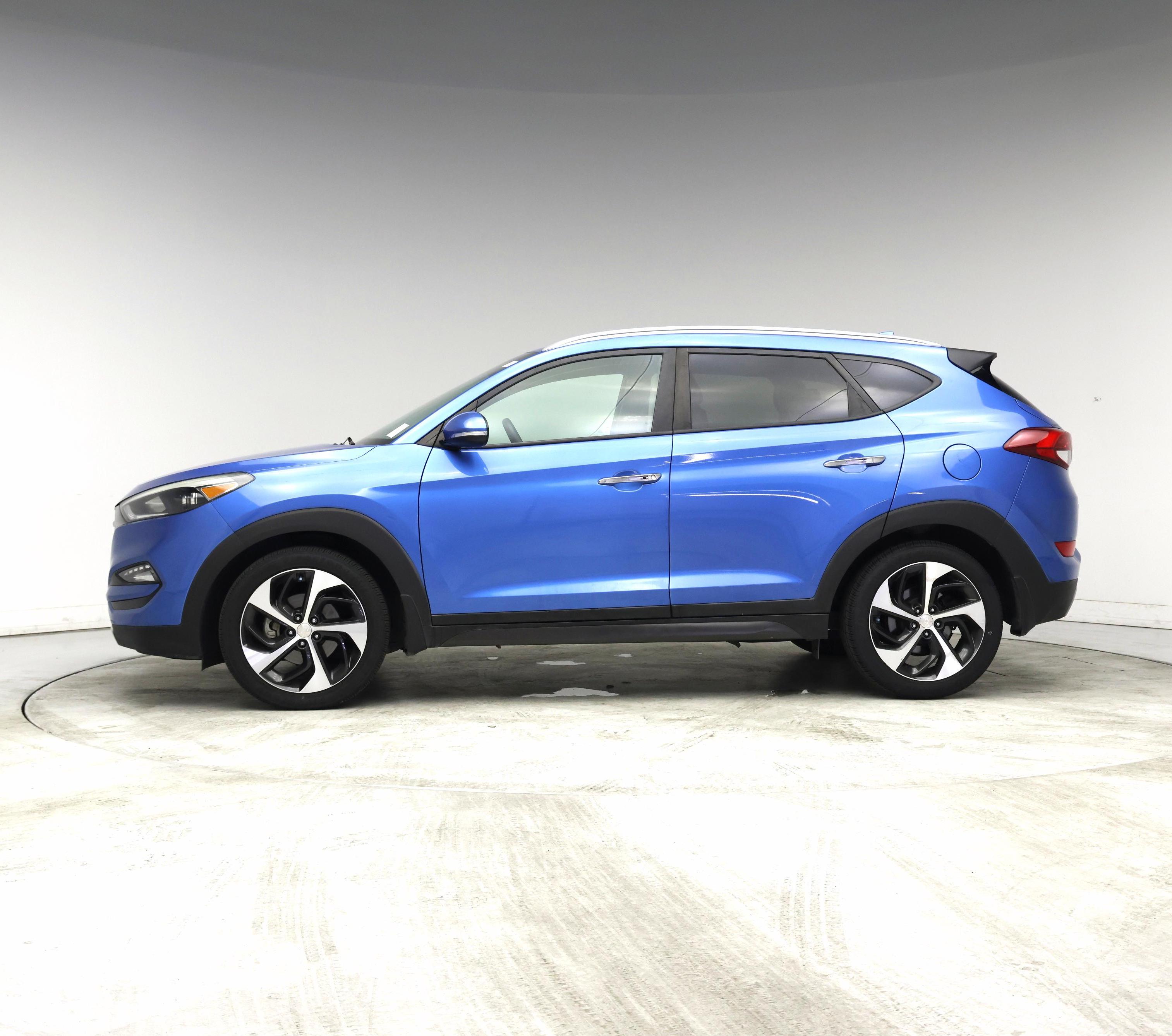Thumbnail: 2016 Hyundai Tucson - 3