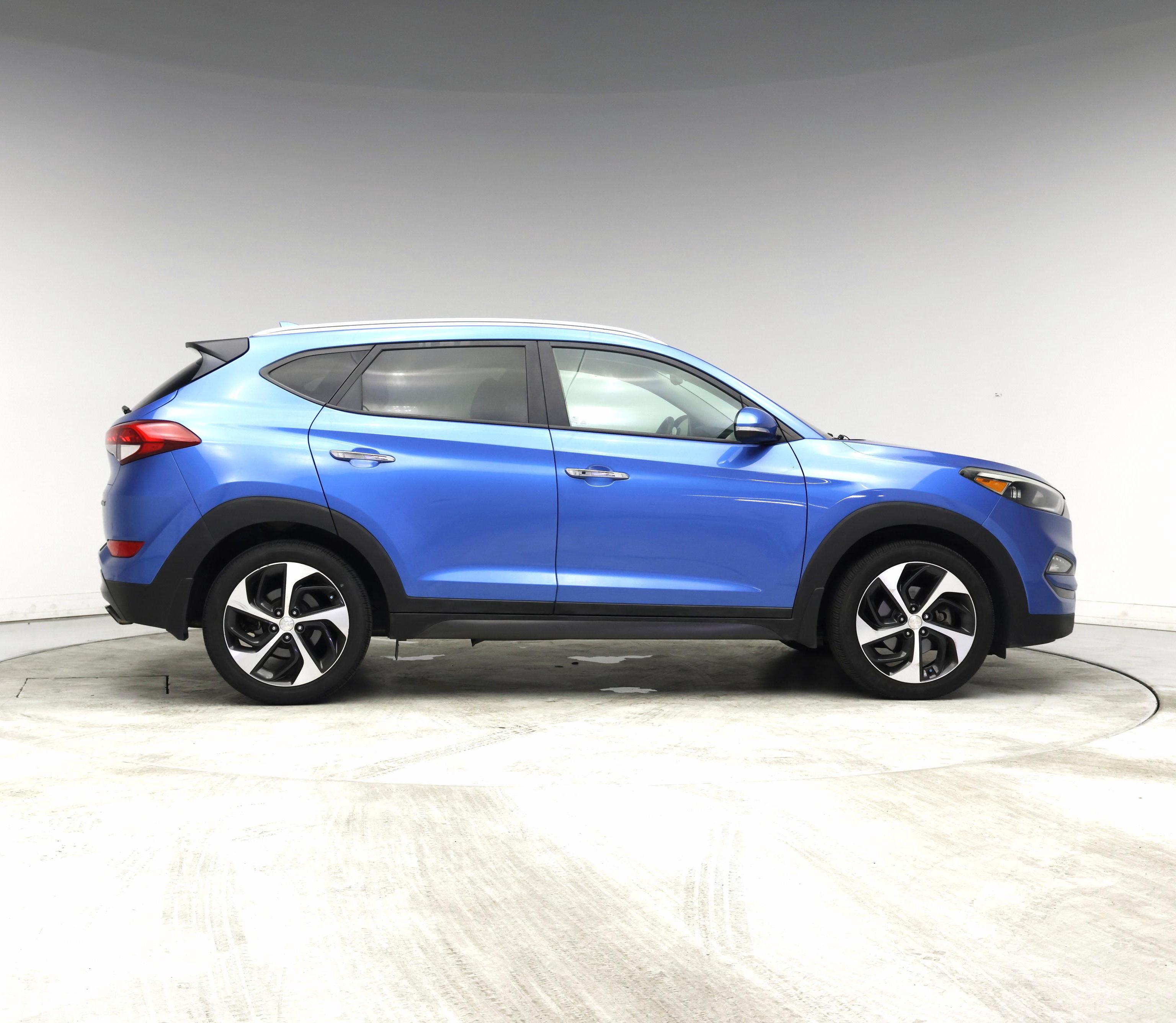 Thumbnail: 2016 Hyundai Tucson - 7