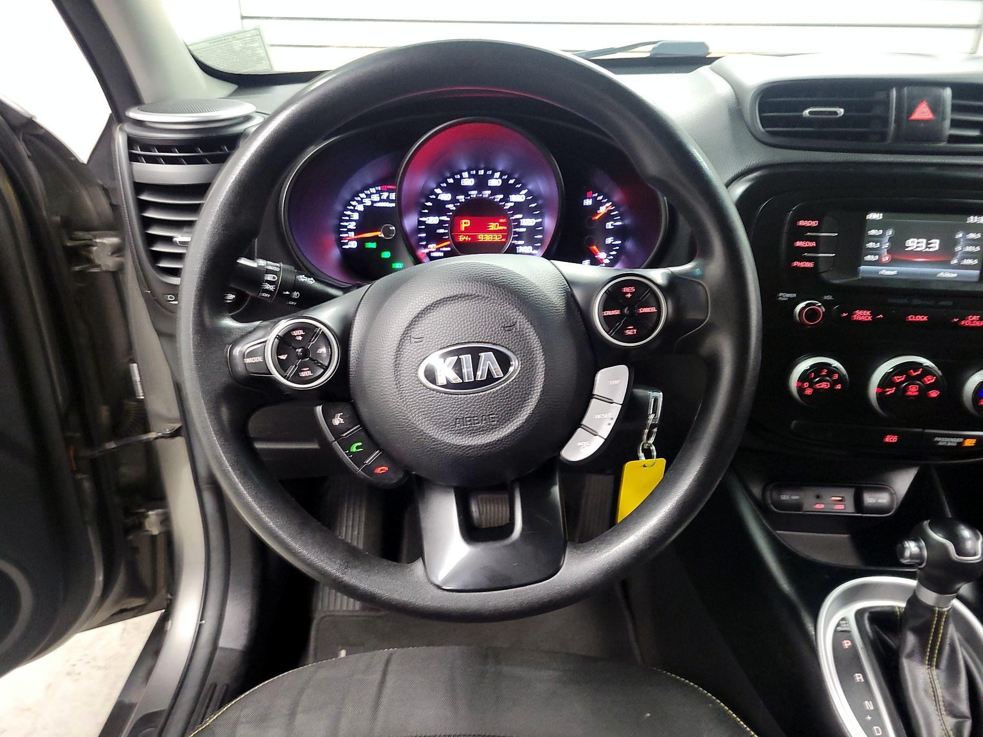 Thumbnail: 2016 Kia Soul - 10