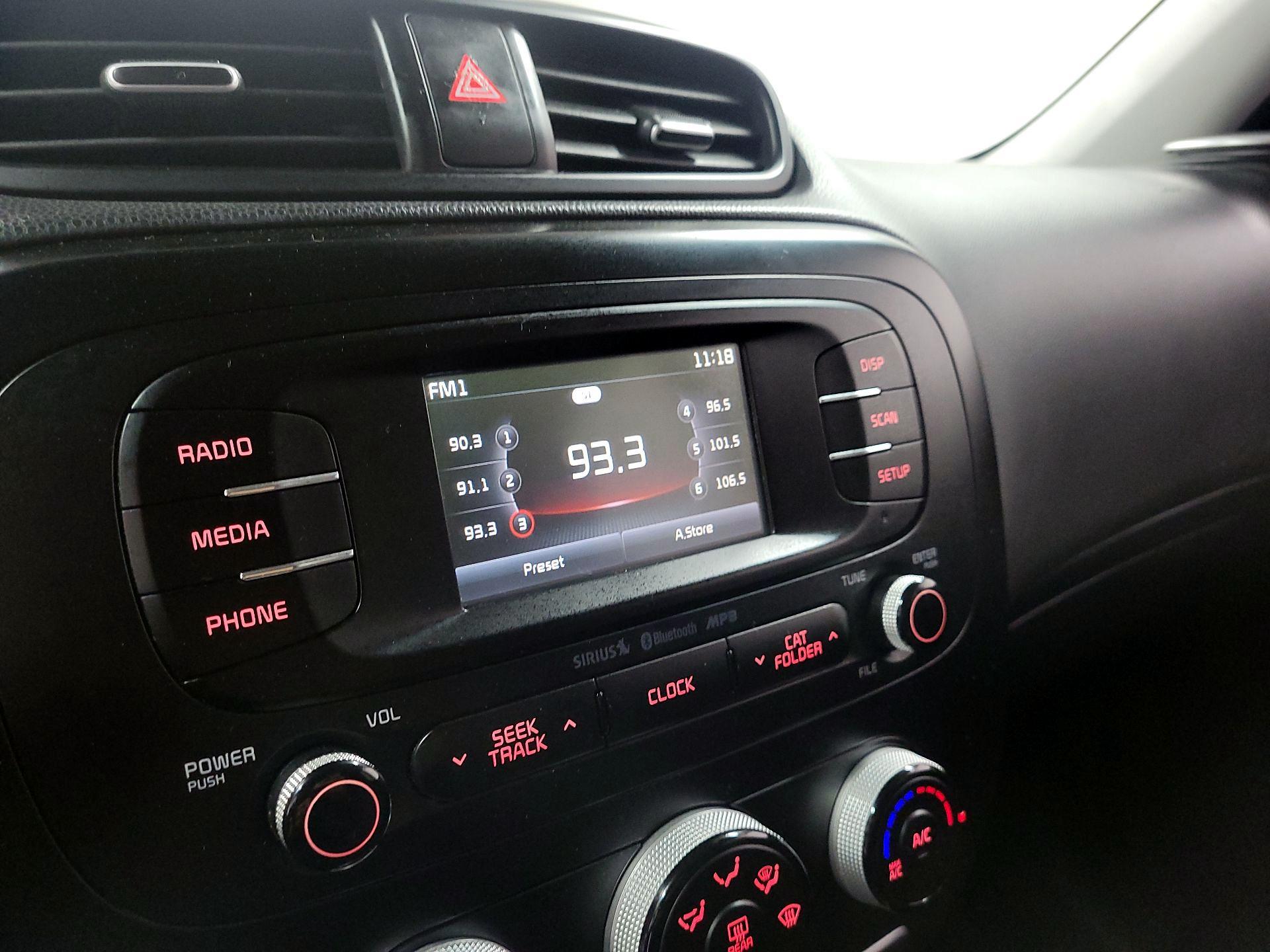 Thumbnail: 2016 Kia Soul - 13