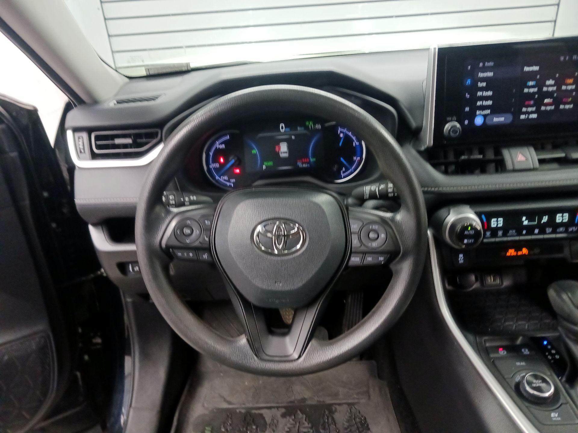 Thumbnail: 2024 Toyota RAV4 - 10