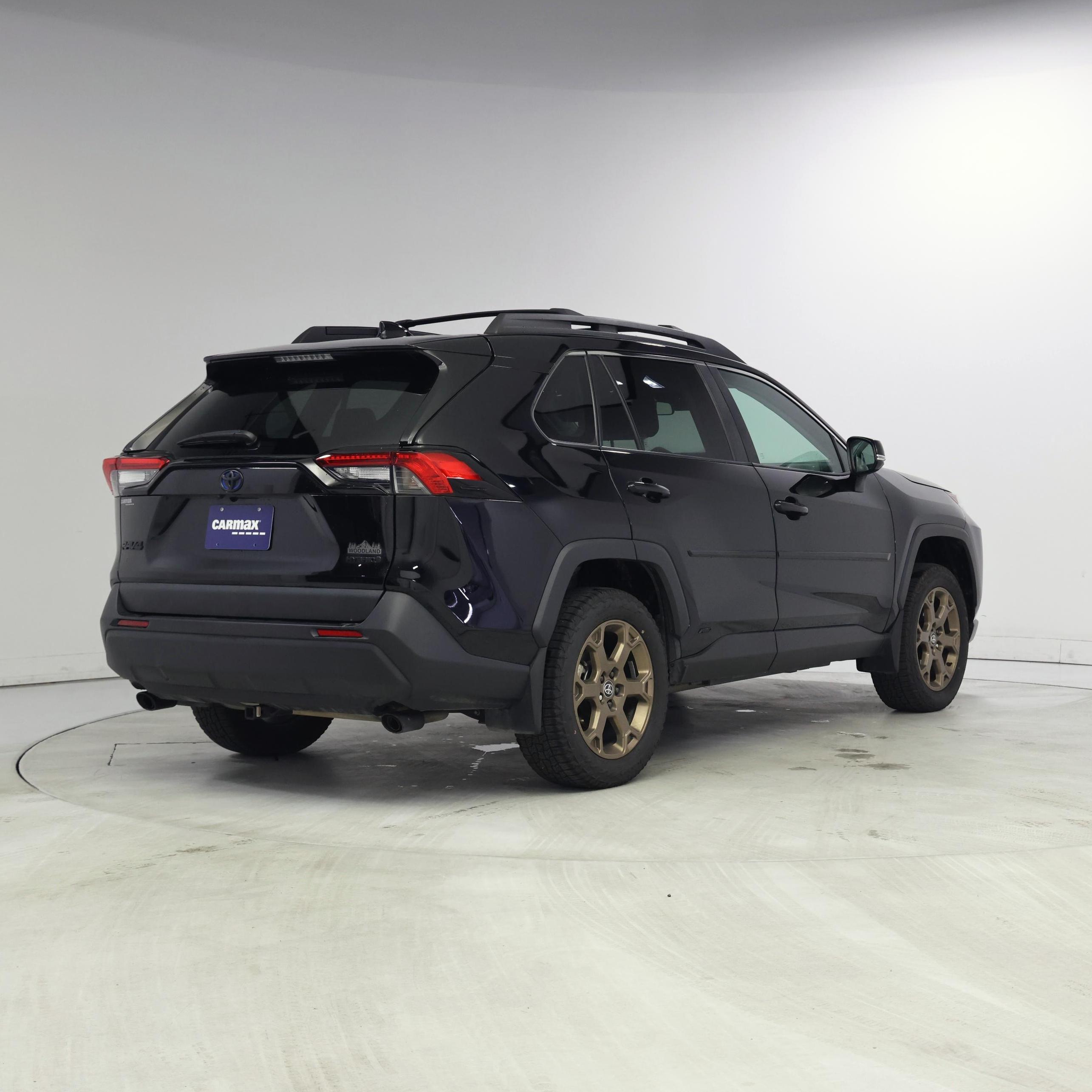Thumbnail: 2024 Toyota RAV4 - 8