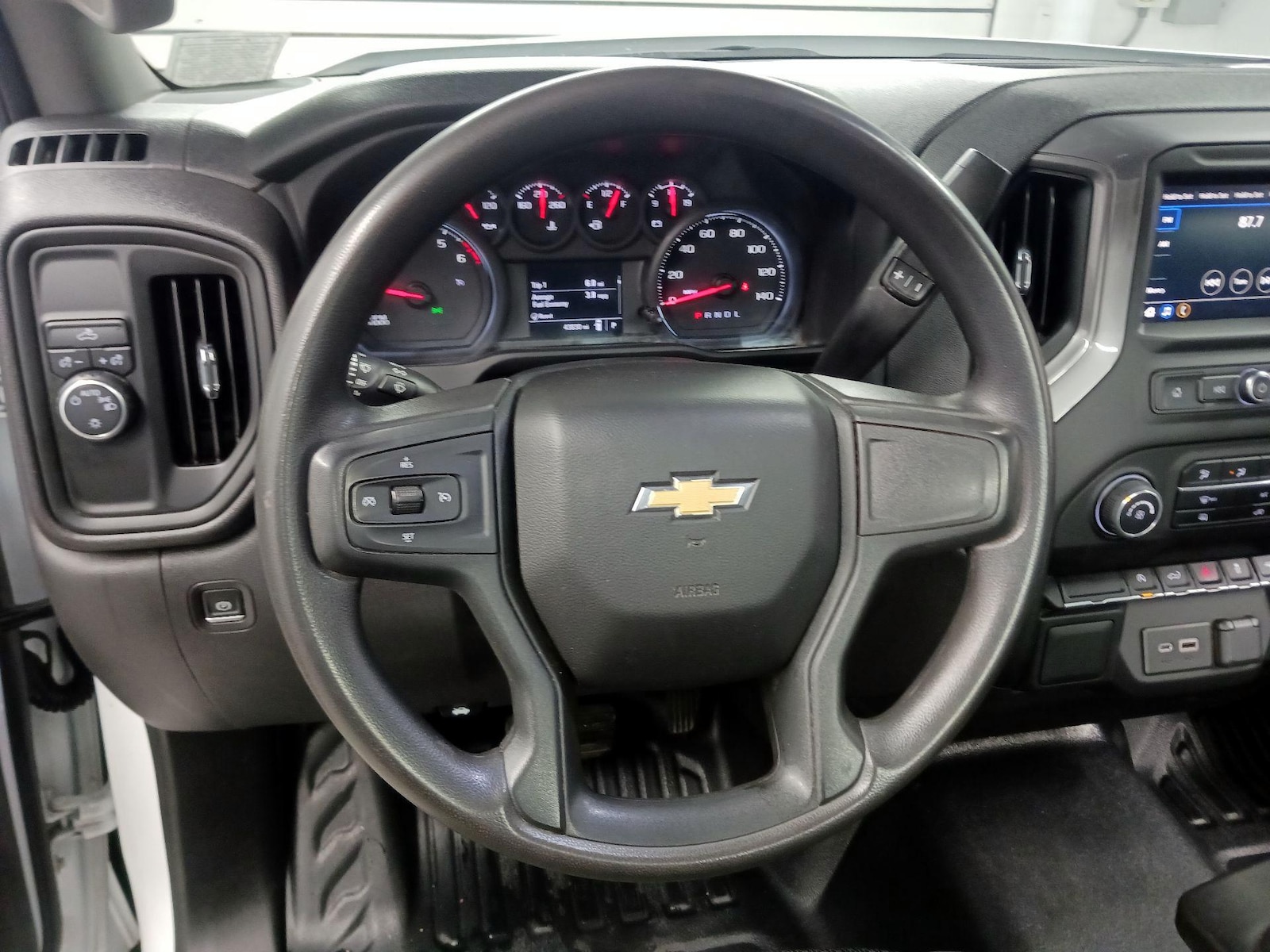 2022 Chevrolet Silverado 1500 Limited Work Truck - Photo 11