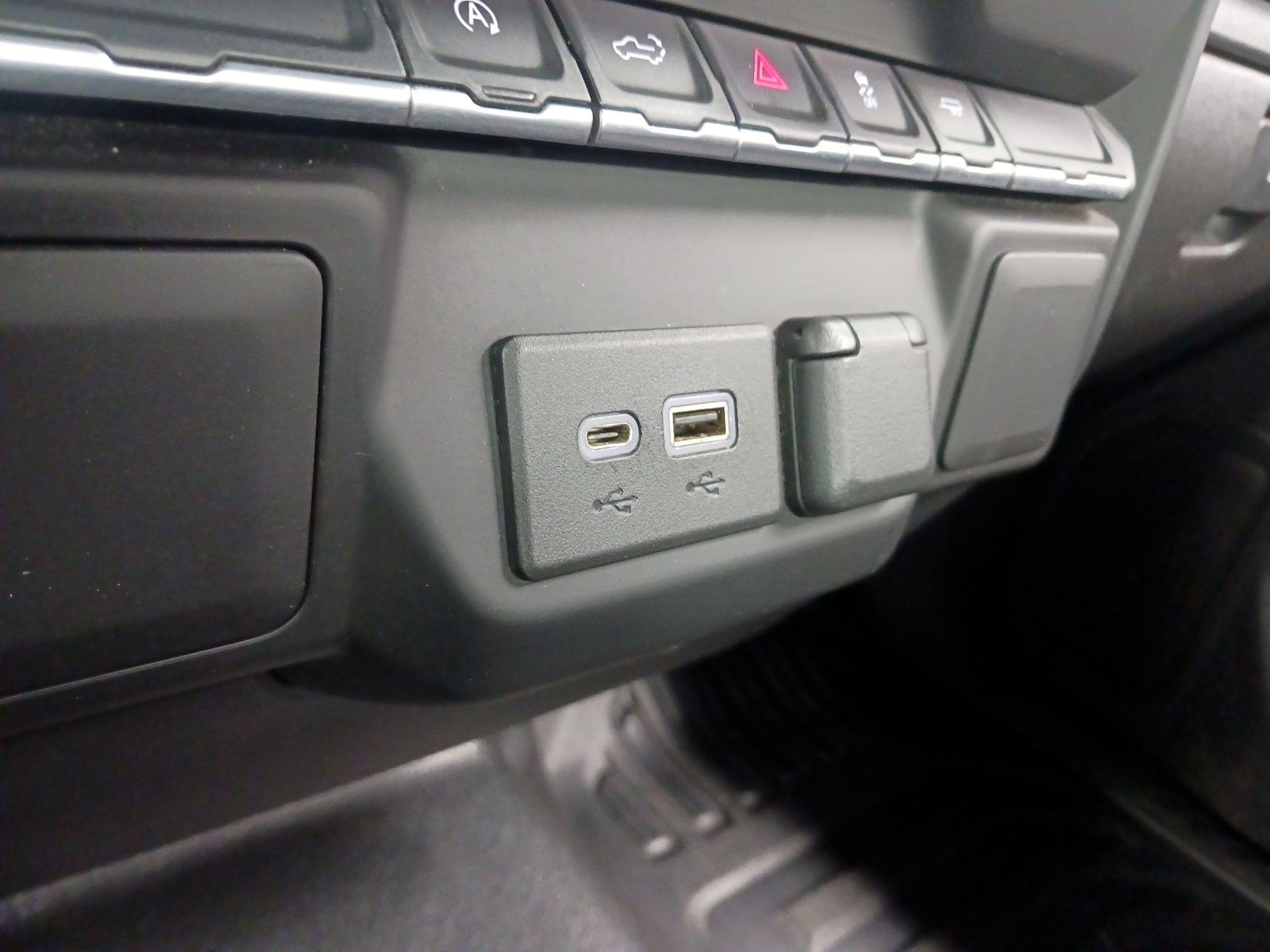 2022 Chevrolet Silverado 1500 Limited Work Truck - Photo 18