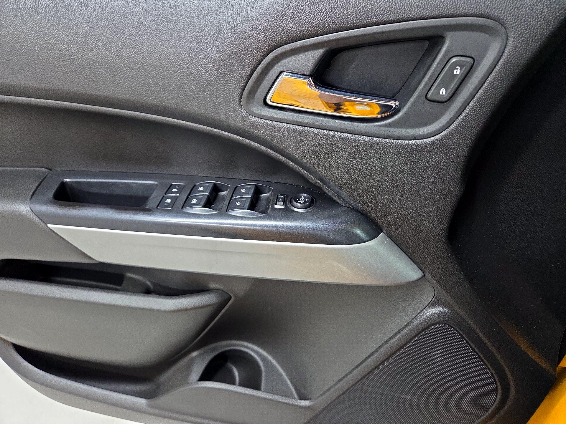 Thumbnail: 2018 Chevrolet Colorado - 10