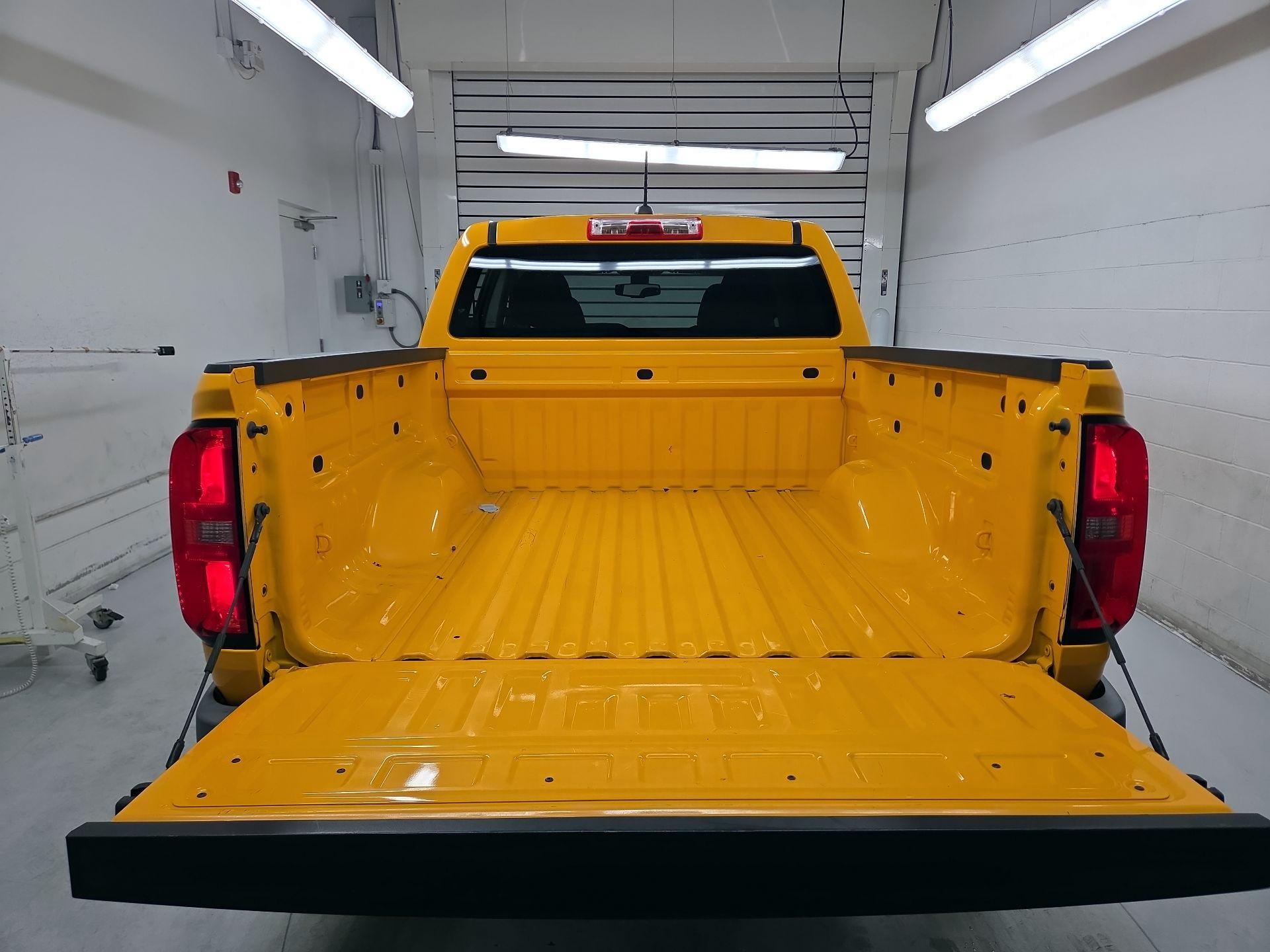 Thumbnail: 2018 Chevrolet Colorado - 18