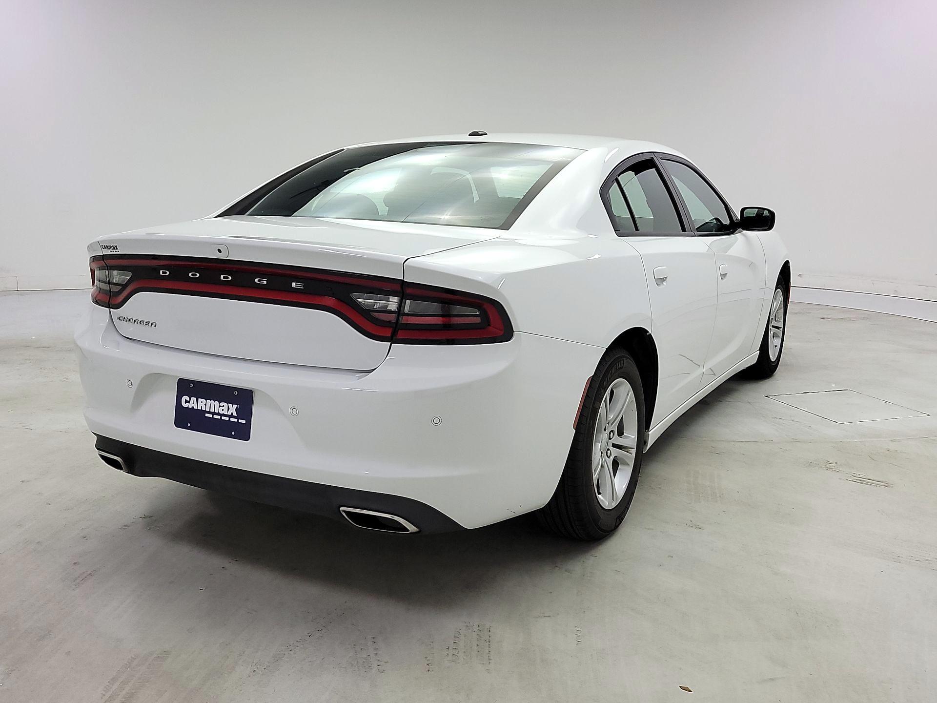 Thumbnail: 2022 Dodge Charger - 5