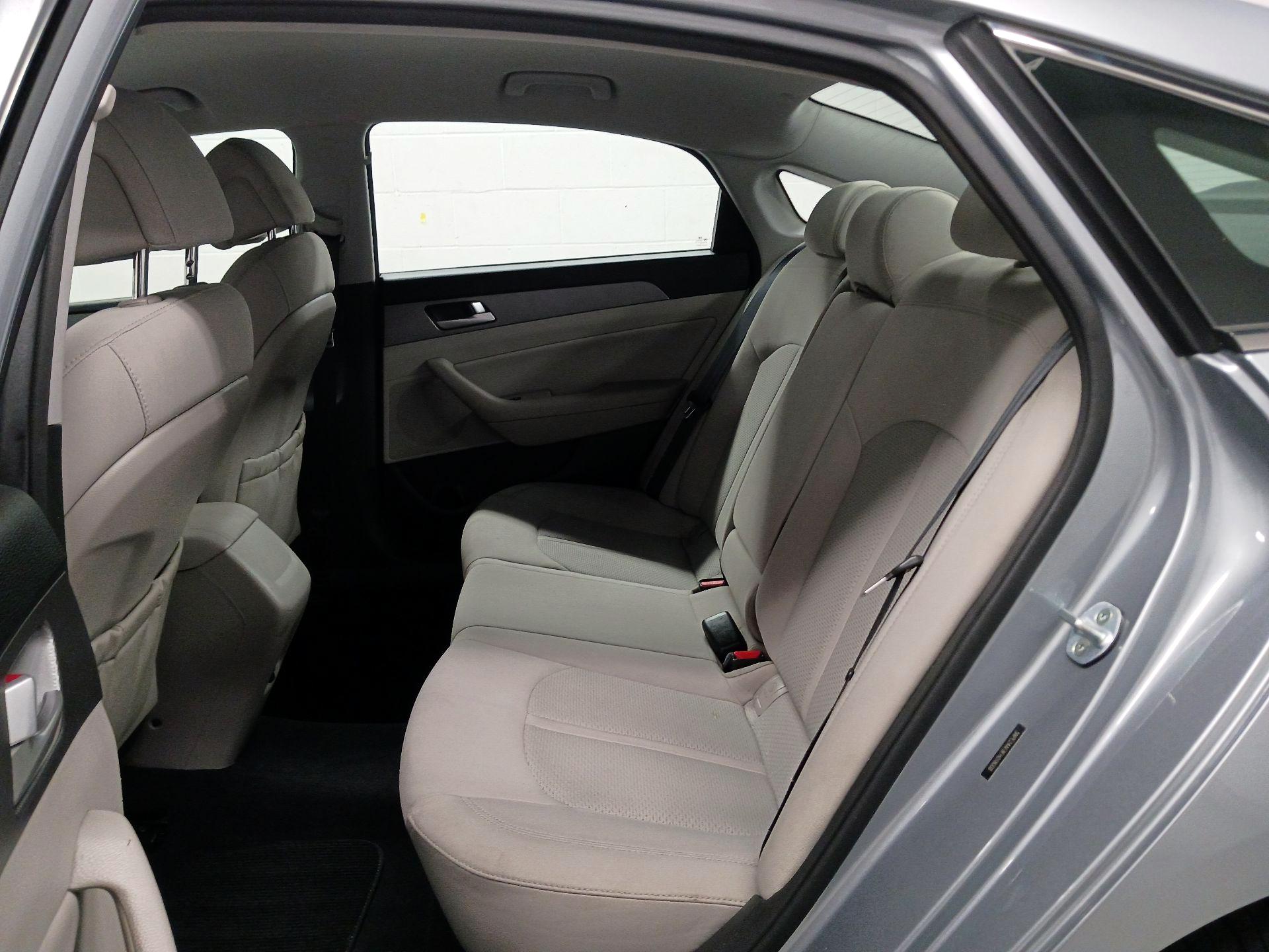 Thumbnail: 2015 Hyundai Sonata - 14