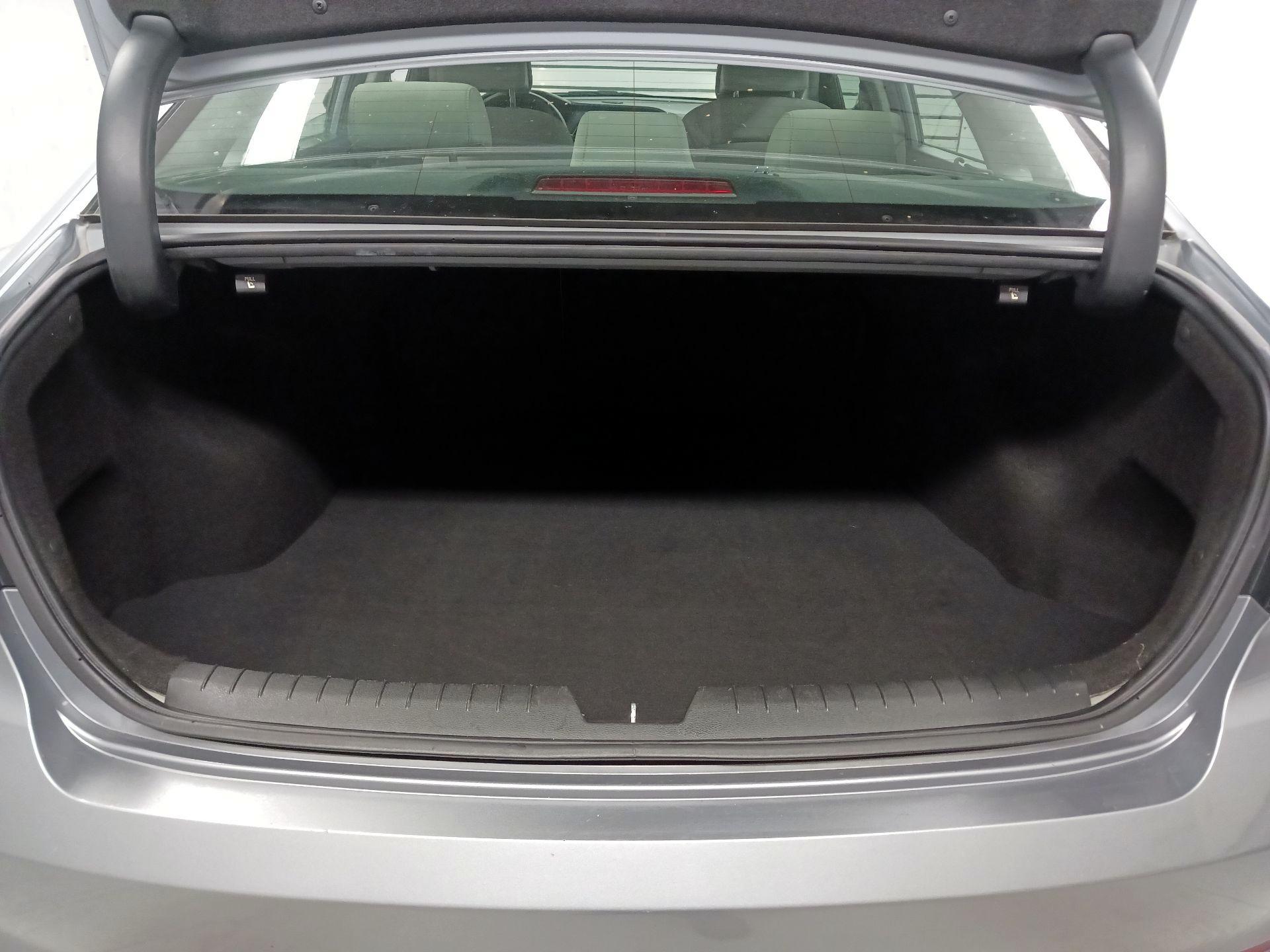 Thumbnail: 2015 Hyundai Sonata - 15