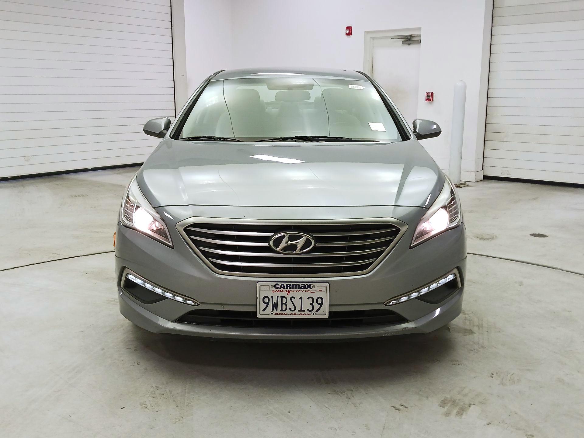 Thumbnail: 2015 Hyundai Sonata - 2