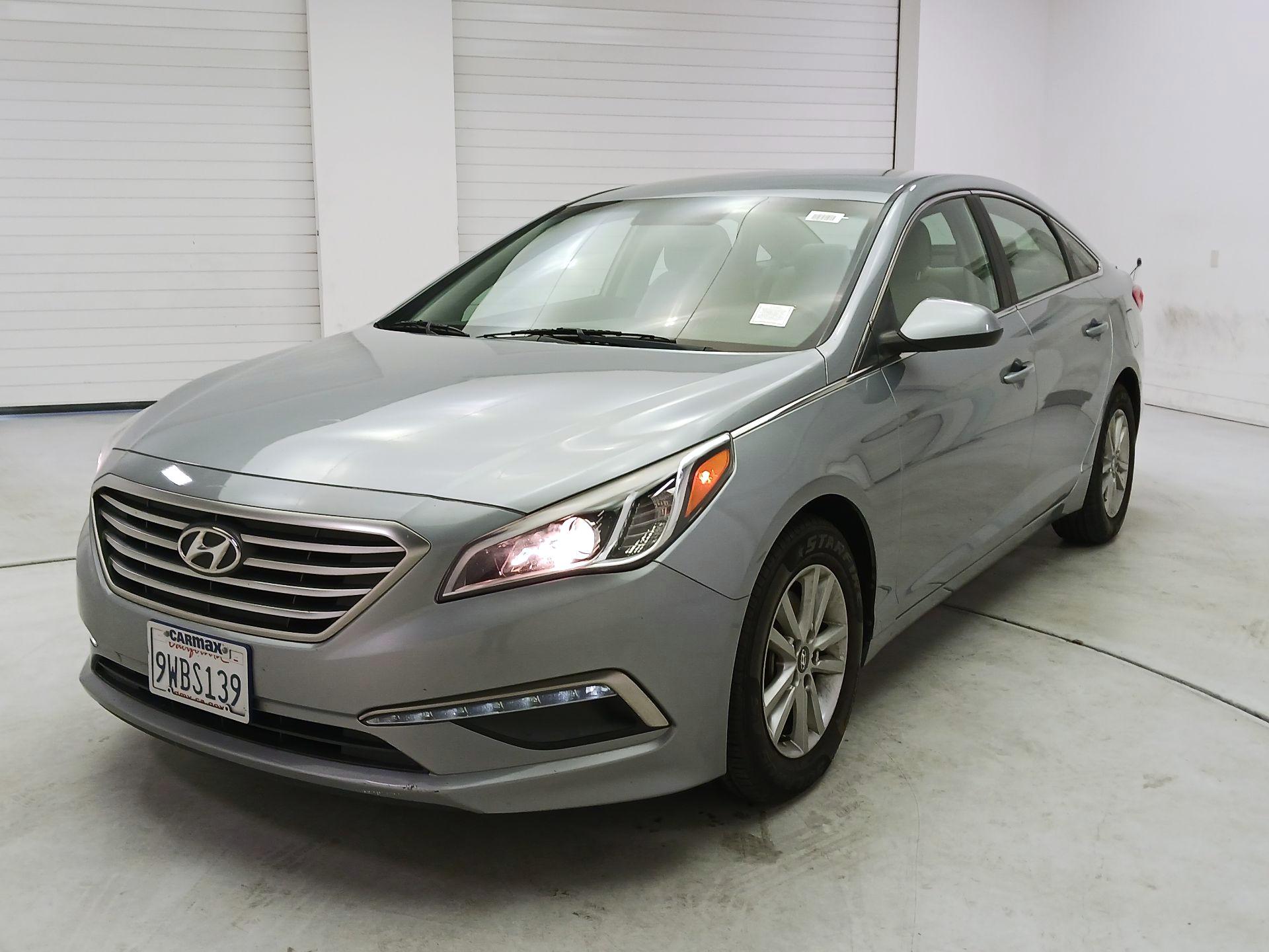 Thumbnail: 2015 Hyundai Sonata - 3