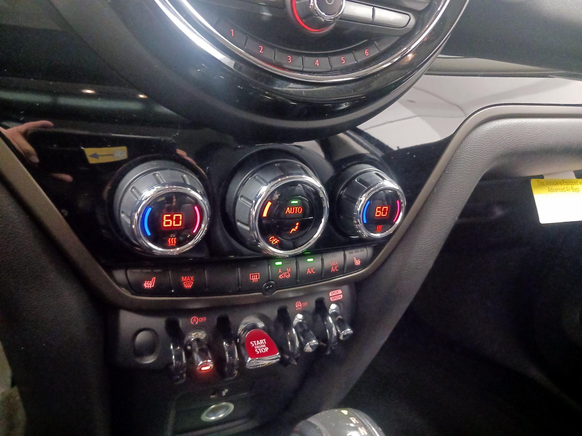Thumbnail: 2019 MINI Cooper Countryman - 12