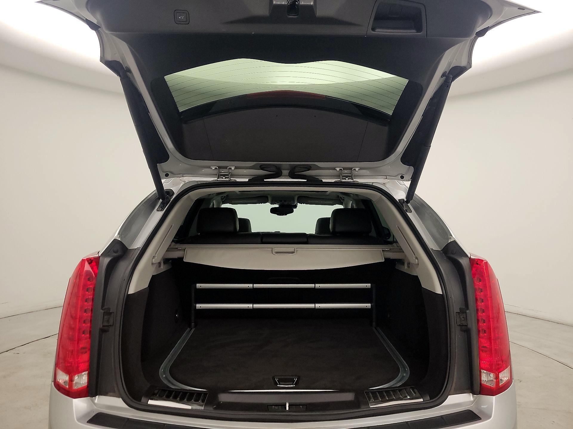 Thumbnail: 2016 Cadillac SRX - 20