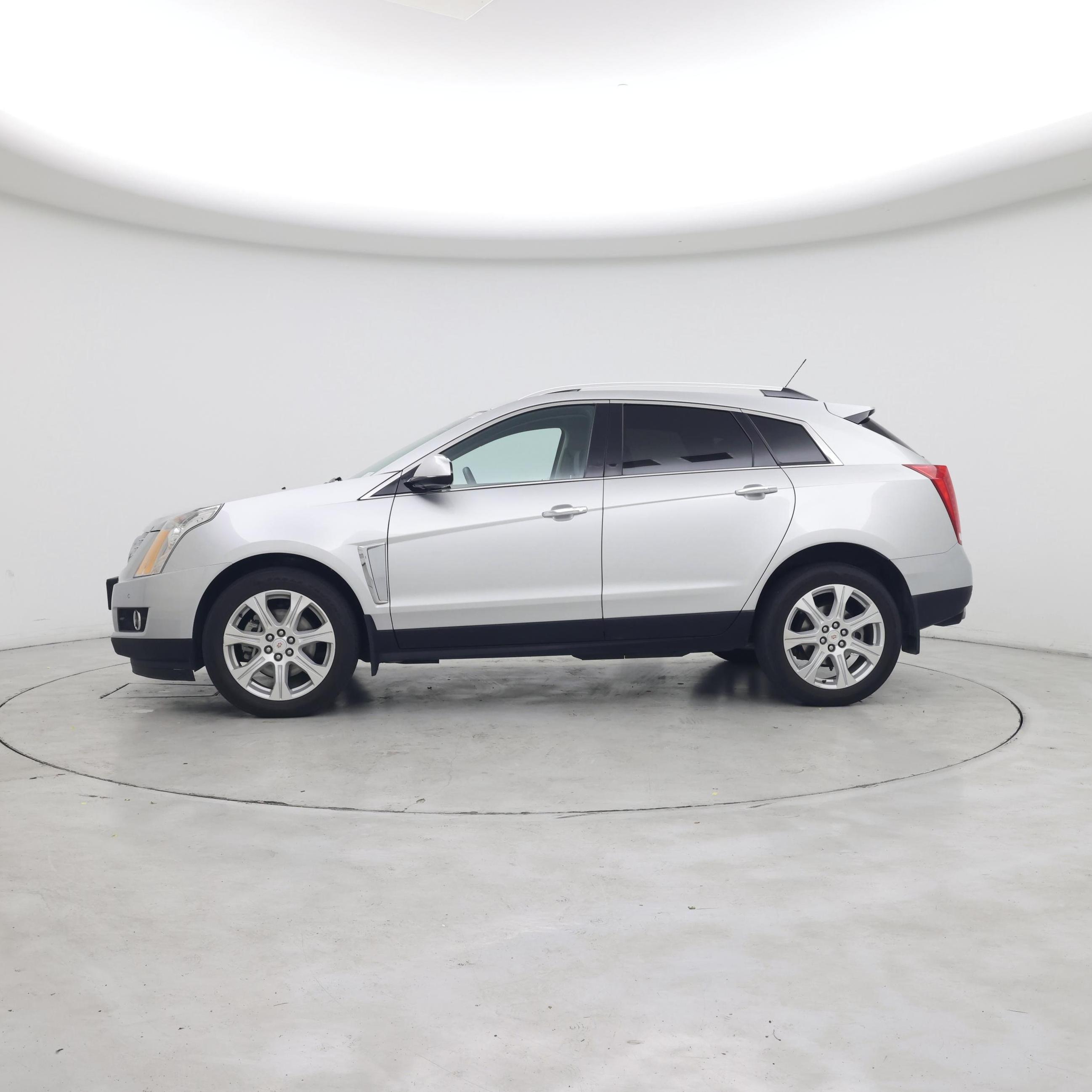 Thumbnail: 2016 Cadillac SRX - 3