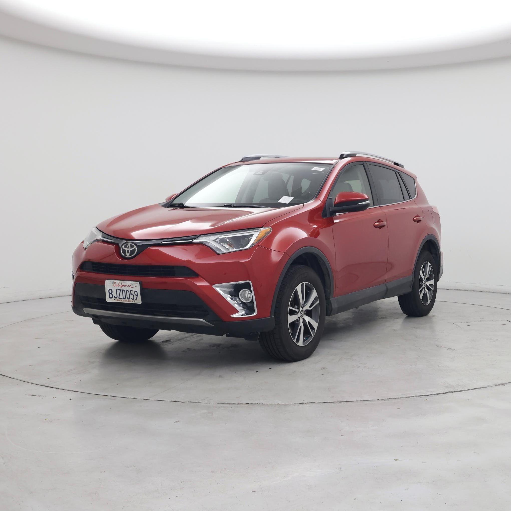 Thumbnail: 2017 Toyota RAV4 - 4