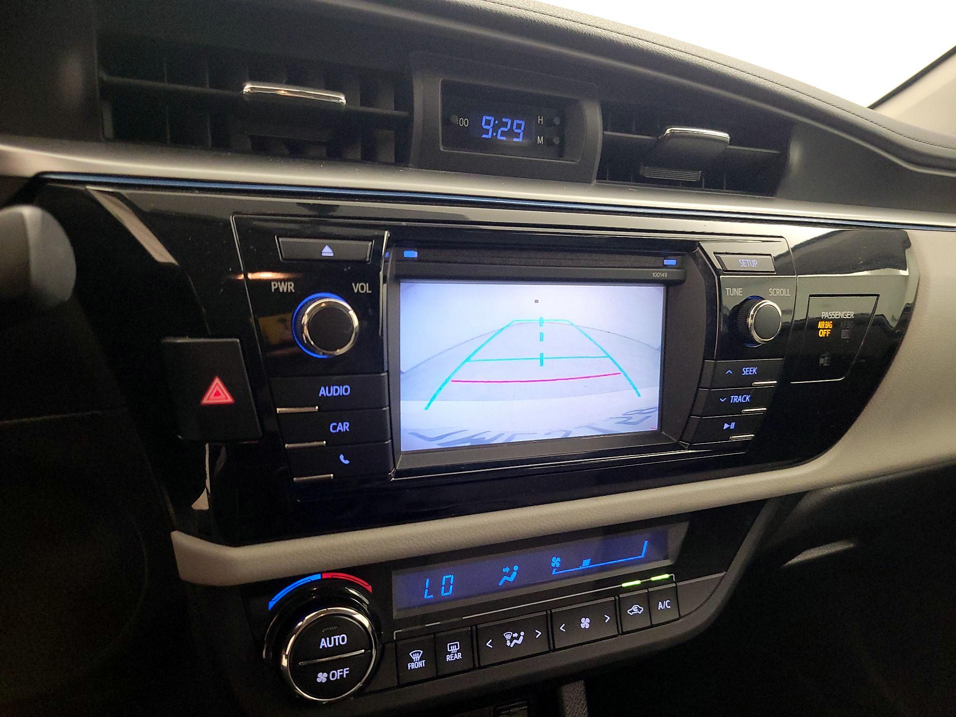 Thumbnail: 2015 Toyota Corolla - 14