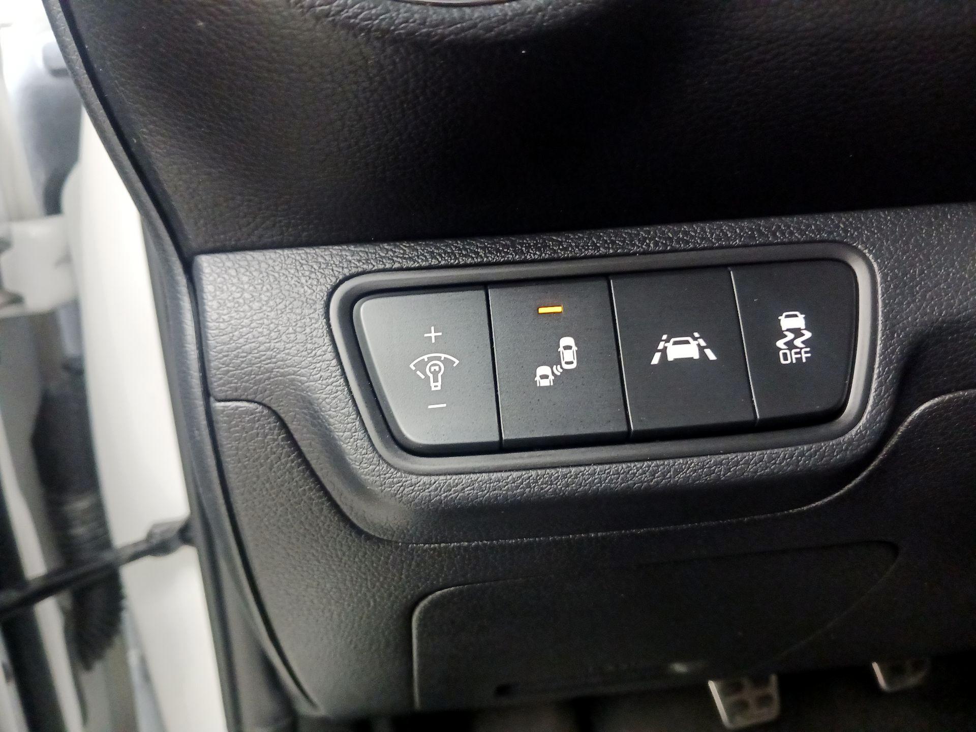 Thumbnail: 2021 Kia Forte - 11