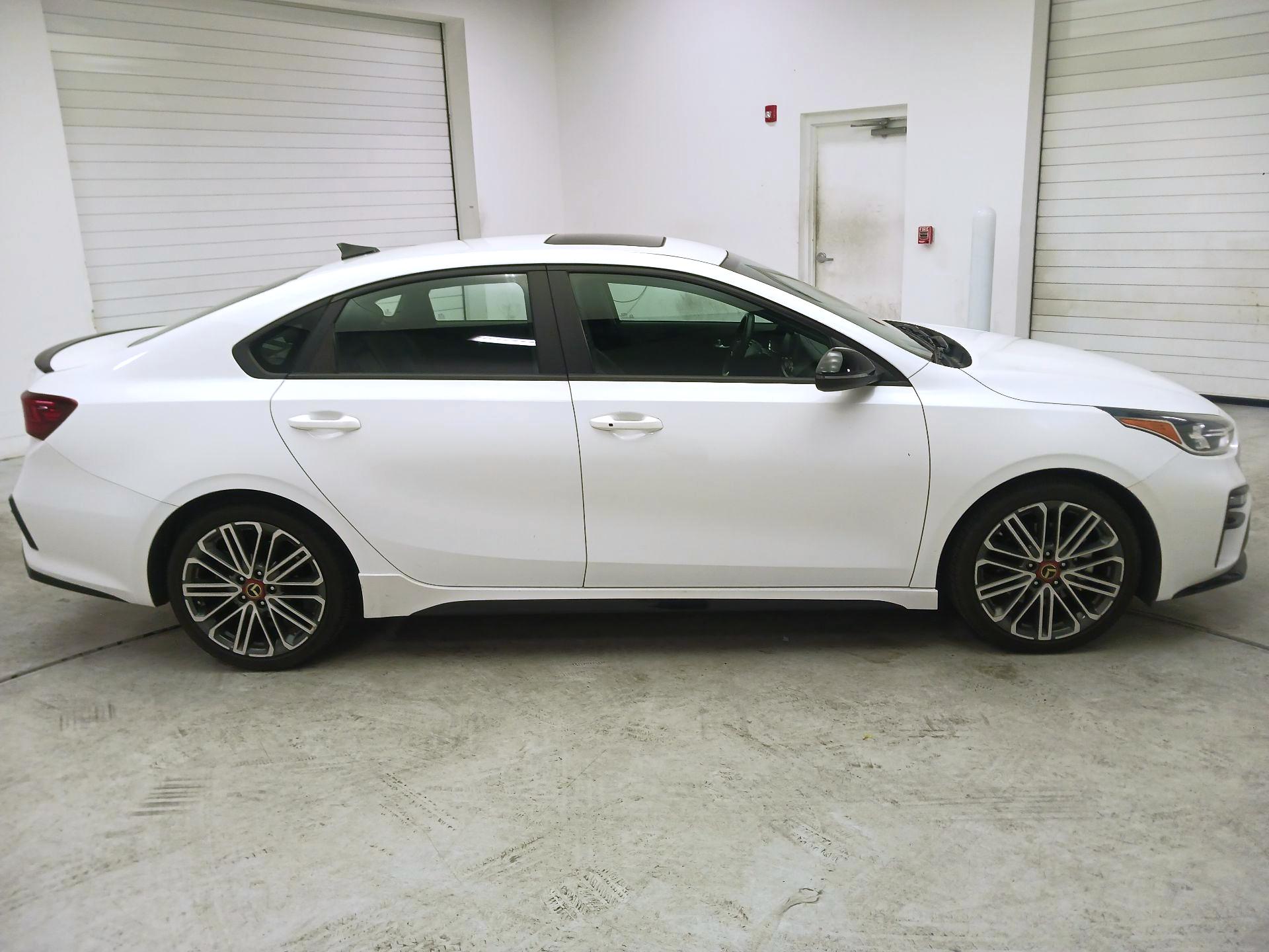 Thumbnail: 2021 Kia Forte - 4