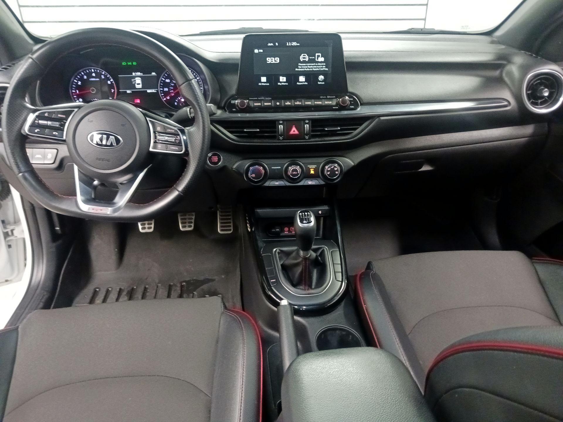 Thumbnail: 2021 Kia Forte - 8